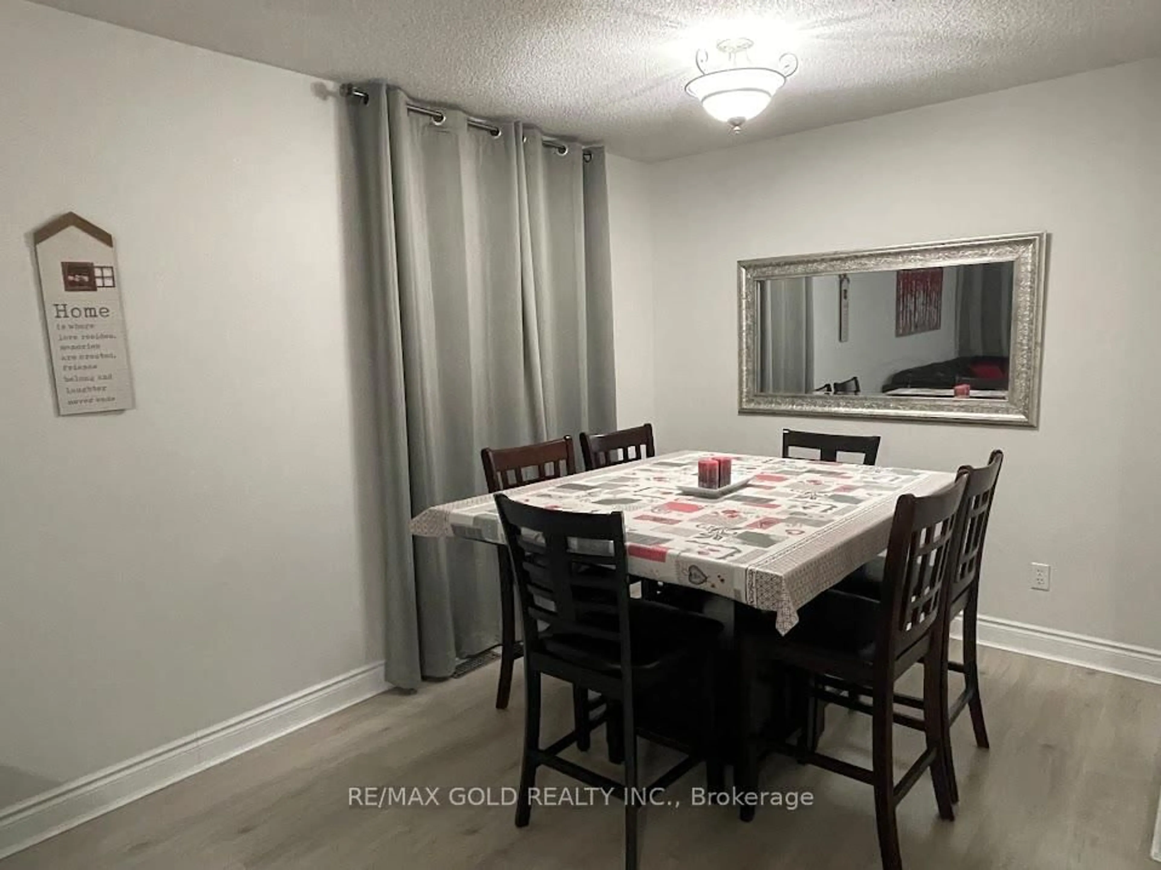 Dining room, unknown for 53 Duncan Ave, Hamilton Ontario L0R 2H5