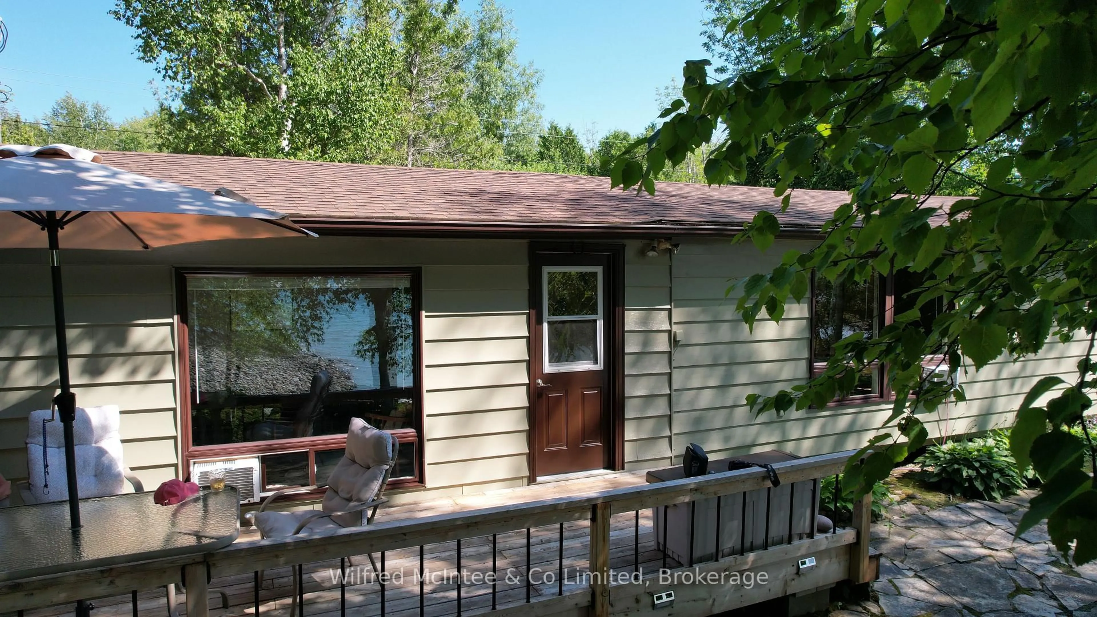 Home with vinyl exterior material, water/lake/river/ocean view for 849 Bruce Road 13, Native Leased Lands Ontario N0H 2G0