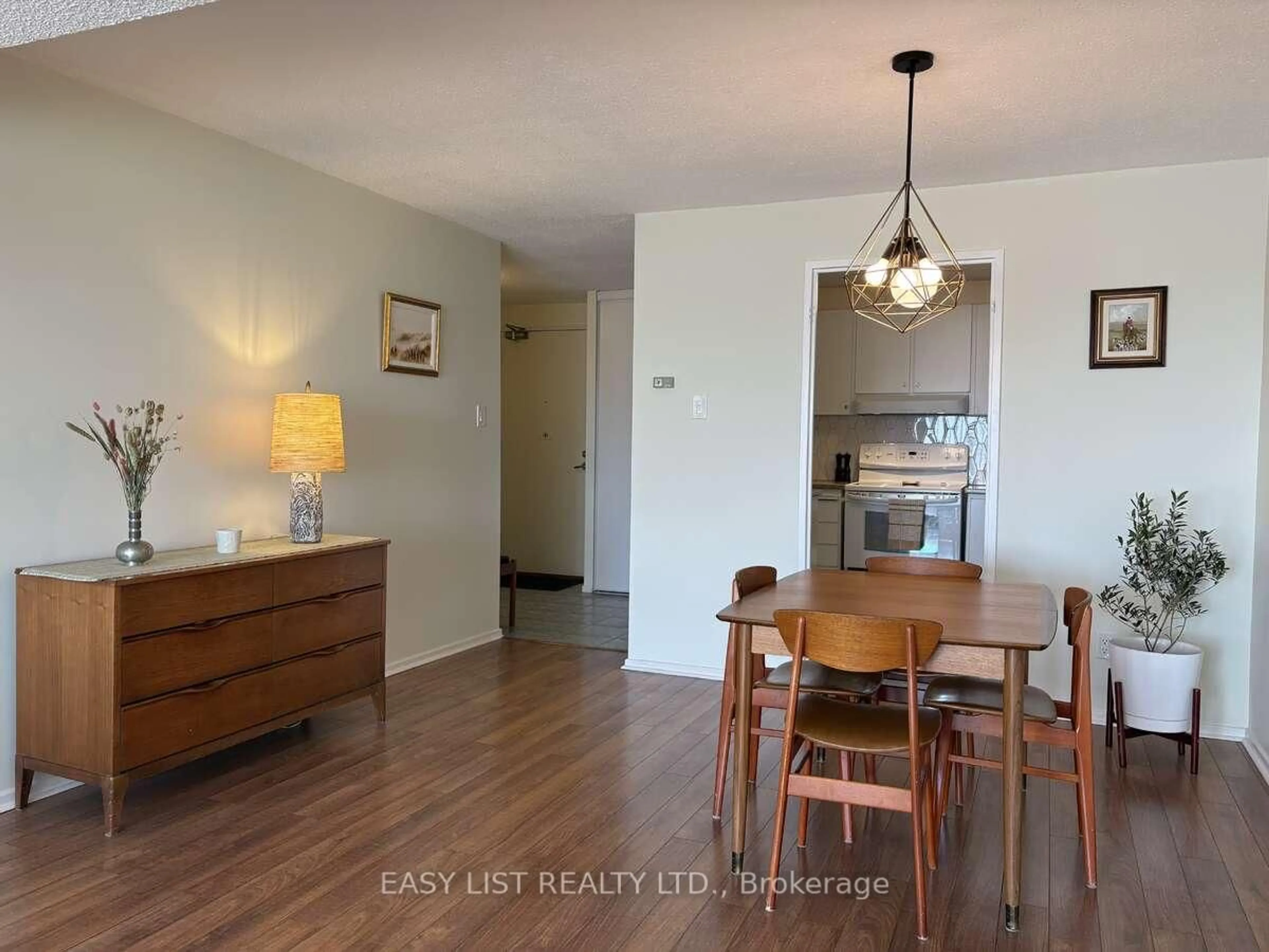 Unknown for 415 Greenview Ave #2005, Ottawa Ontario K2B 8G5