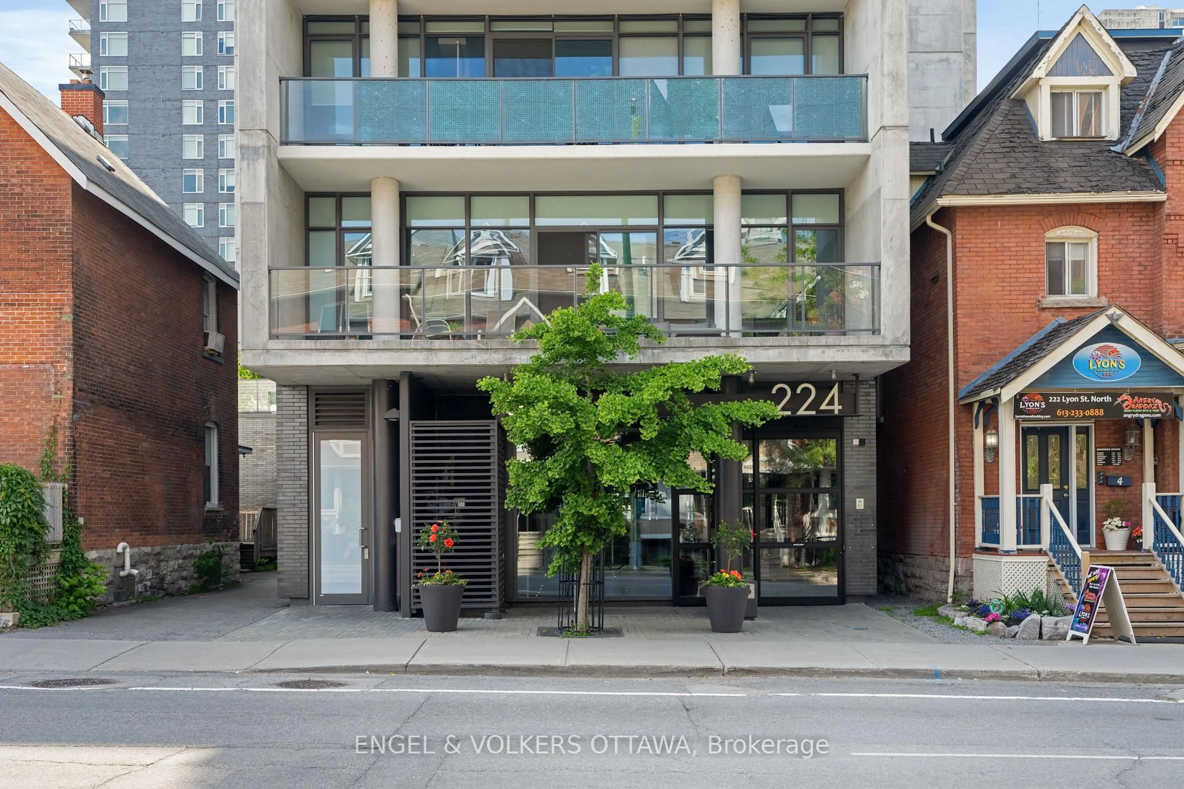 Unknown for 224 Lyon St #1004, Ottawa Ontario K1R 0C1