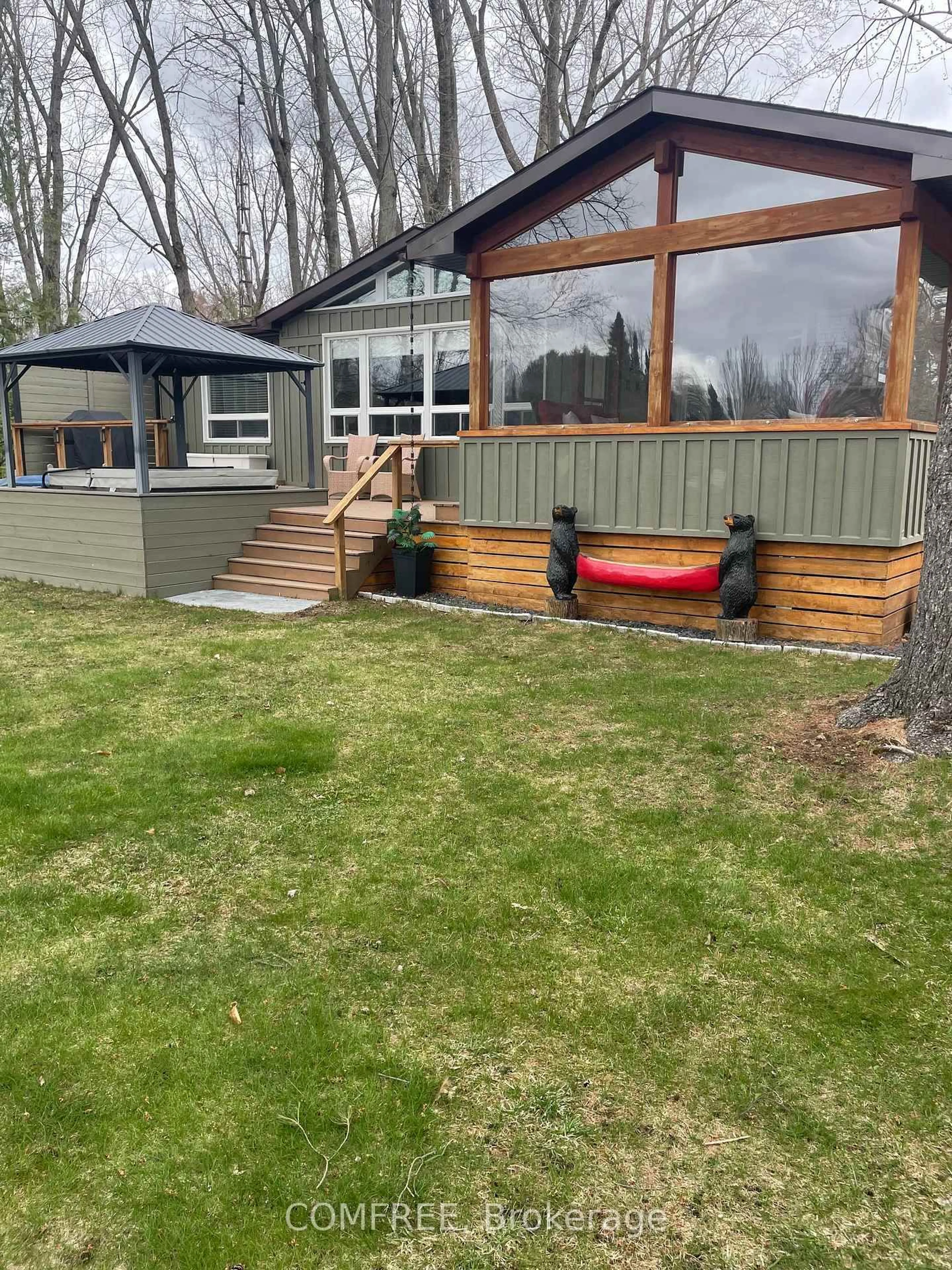 Patio, unknown for 1016 Bagley Rd, Gravenhurst Ontario P0E 1N0