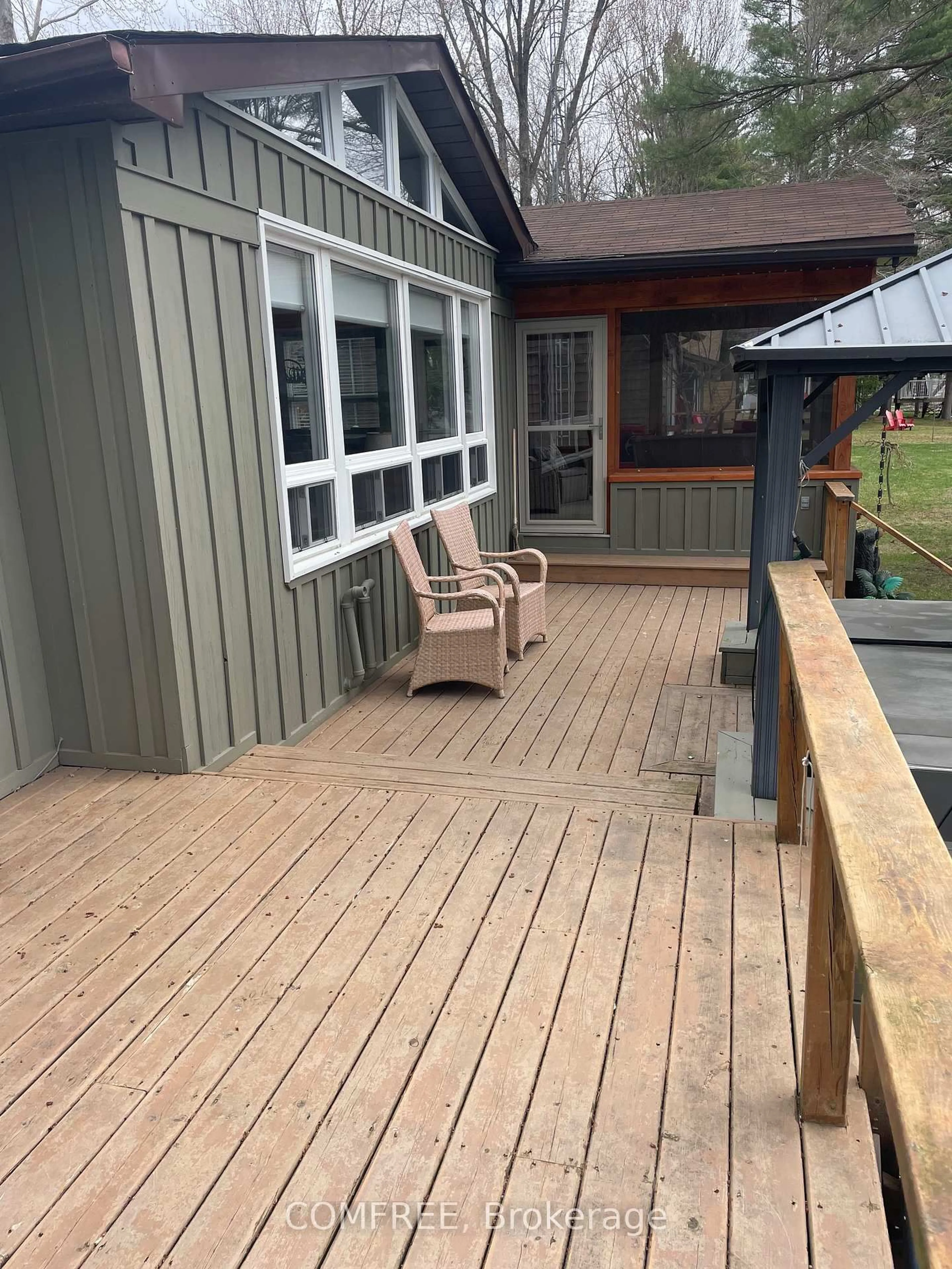 Patio, unknown for 1016 Bagley Rd, Gravenhurst Ontario P0E 1N0