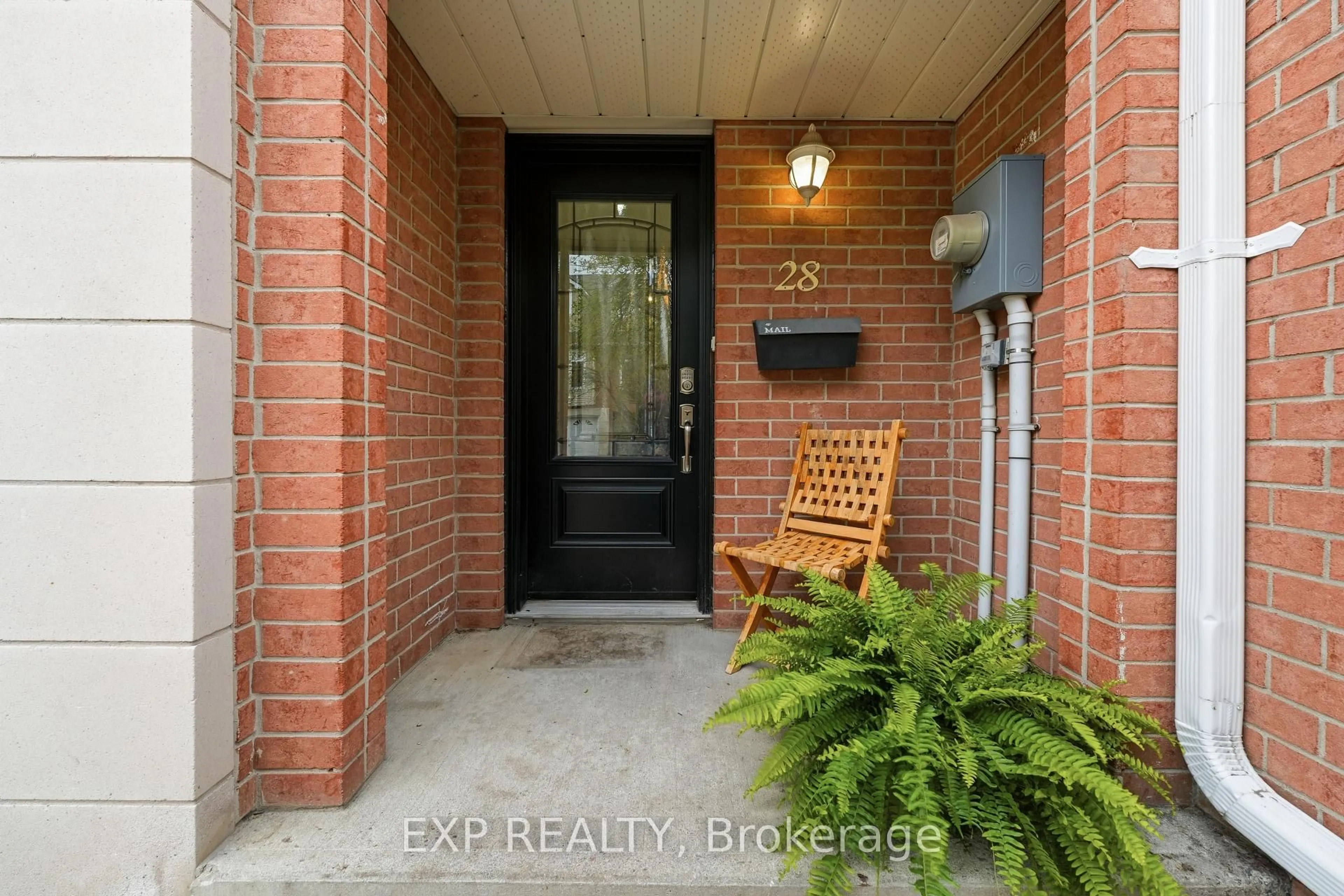 Indoor entryway for 9 Progress Ave #28, Belleville Ontario K8P 4Z3
