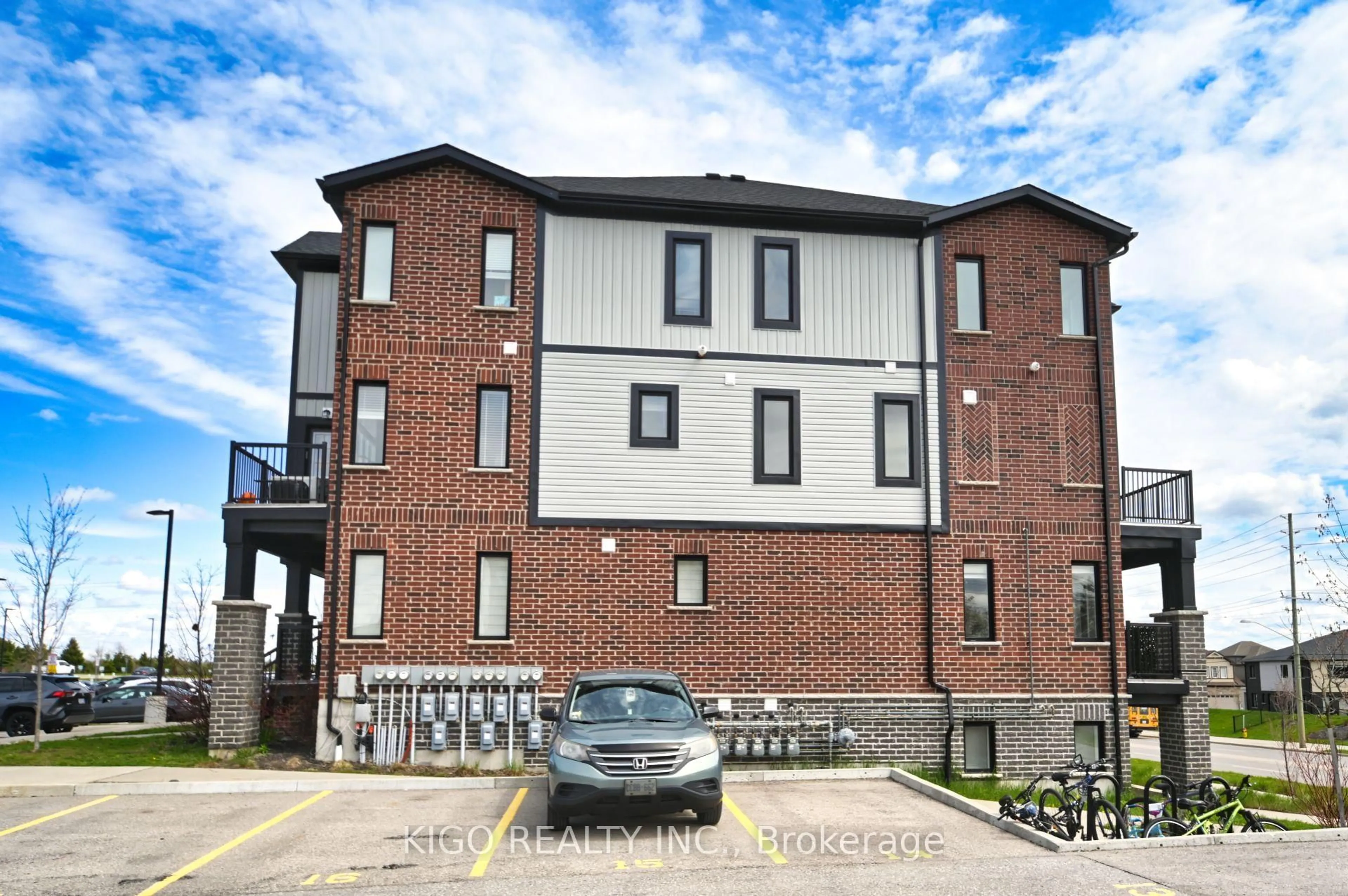Unknown for 160 Rochefort St #A15, Kitchener Ontario N2R 1V5