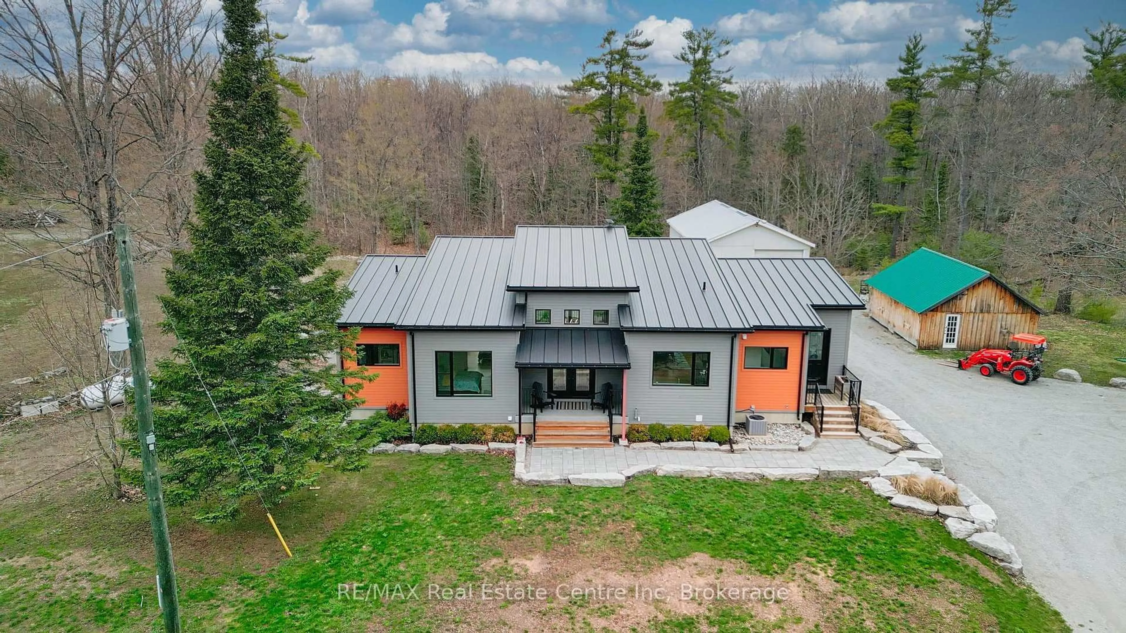 A pic from outside/outdoor area/front of a property/back of a property/a pic from drone, building for 25 Fire Route 129, Trent Lakes Ontario K0M 1A0