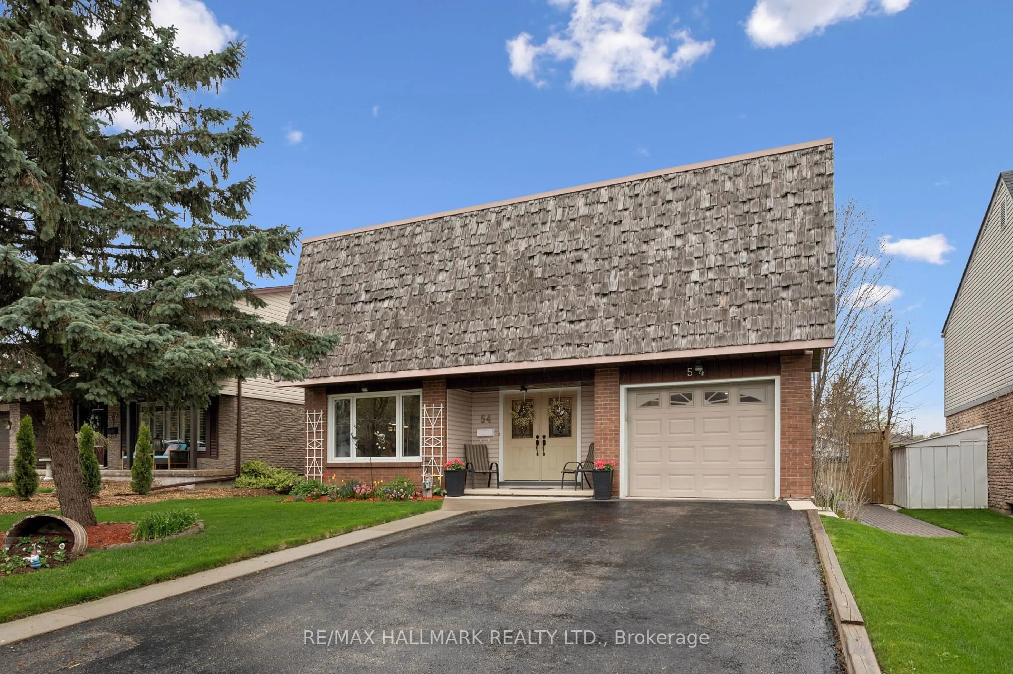 Home with brick exterior material, street for 54 Blackwell Dr, Kitchener Ontario N2N 1P8