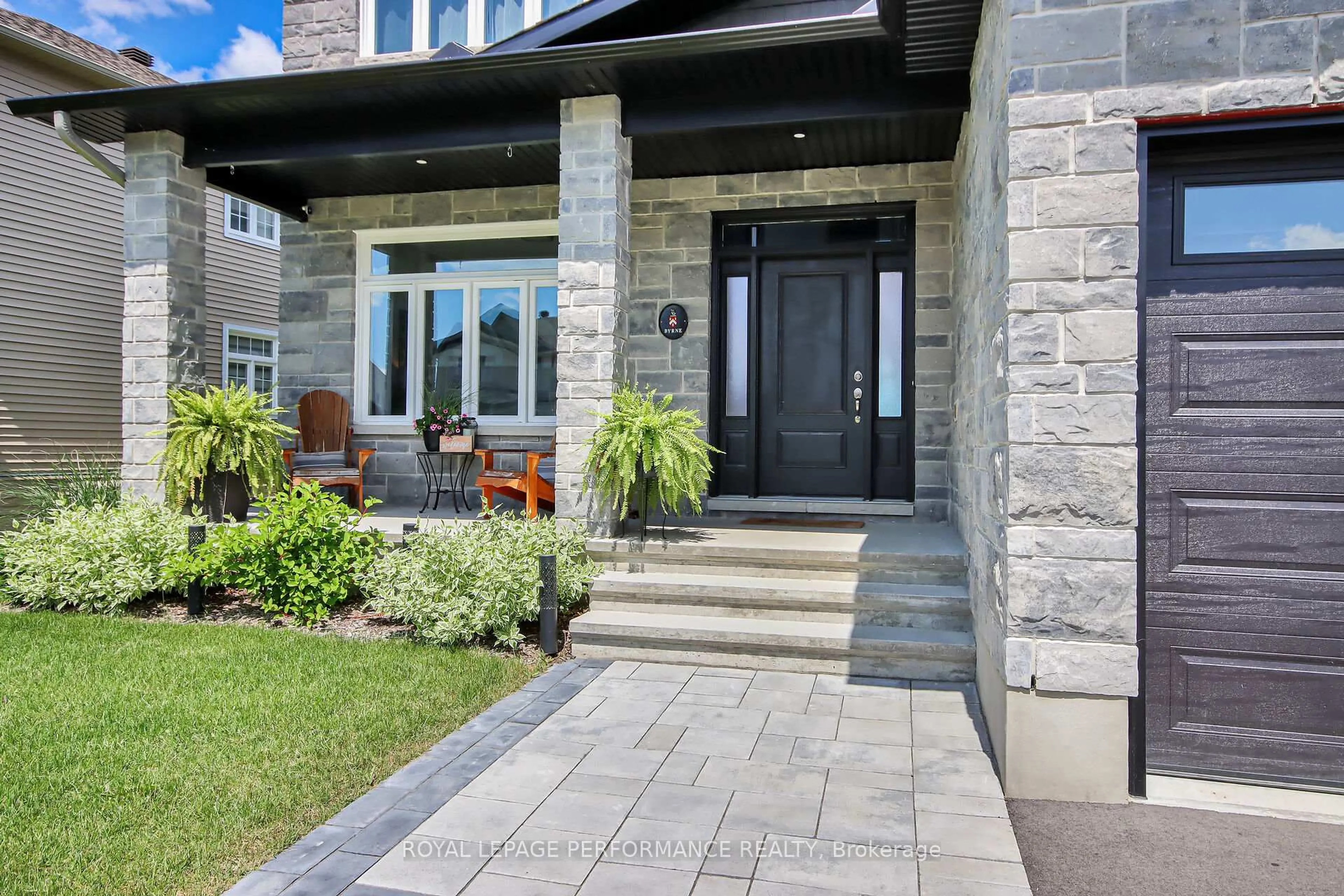 Unknown for 643 Parkview Terr, Russell Ontario K4R 0C6