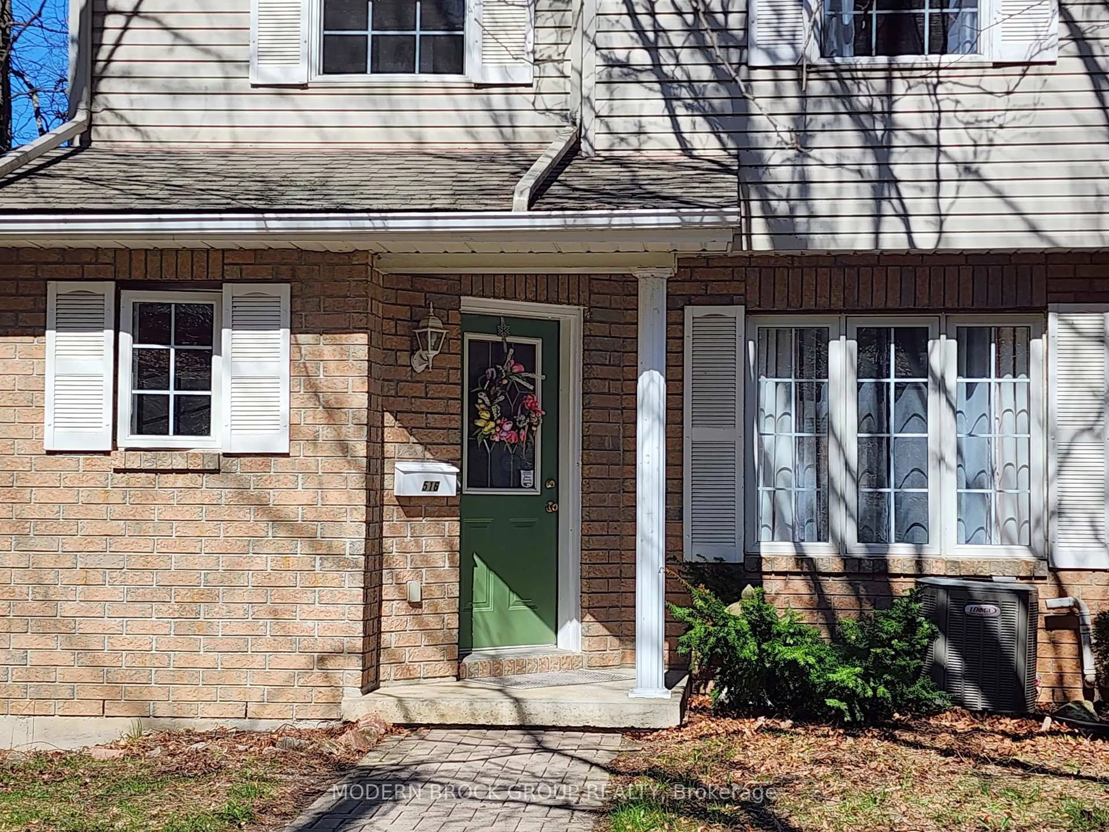 Unknown for 516 KING St, Brockville Ontario K6V 3T2