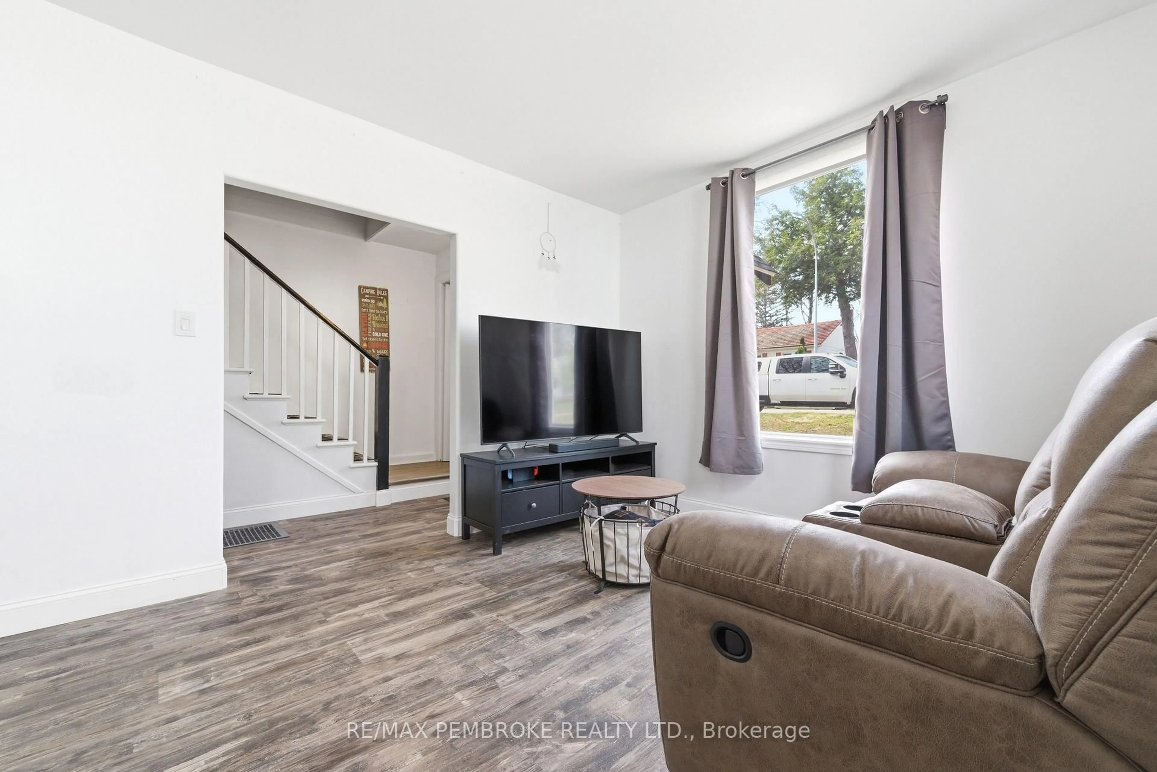 Living room with furniture, unknown for 15 Alder Cres, Deep River Ontario K0J 1P0