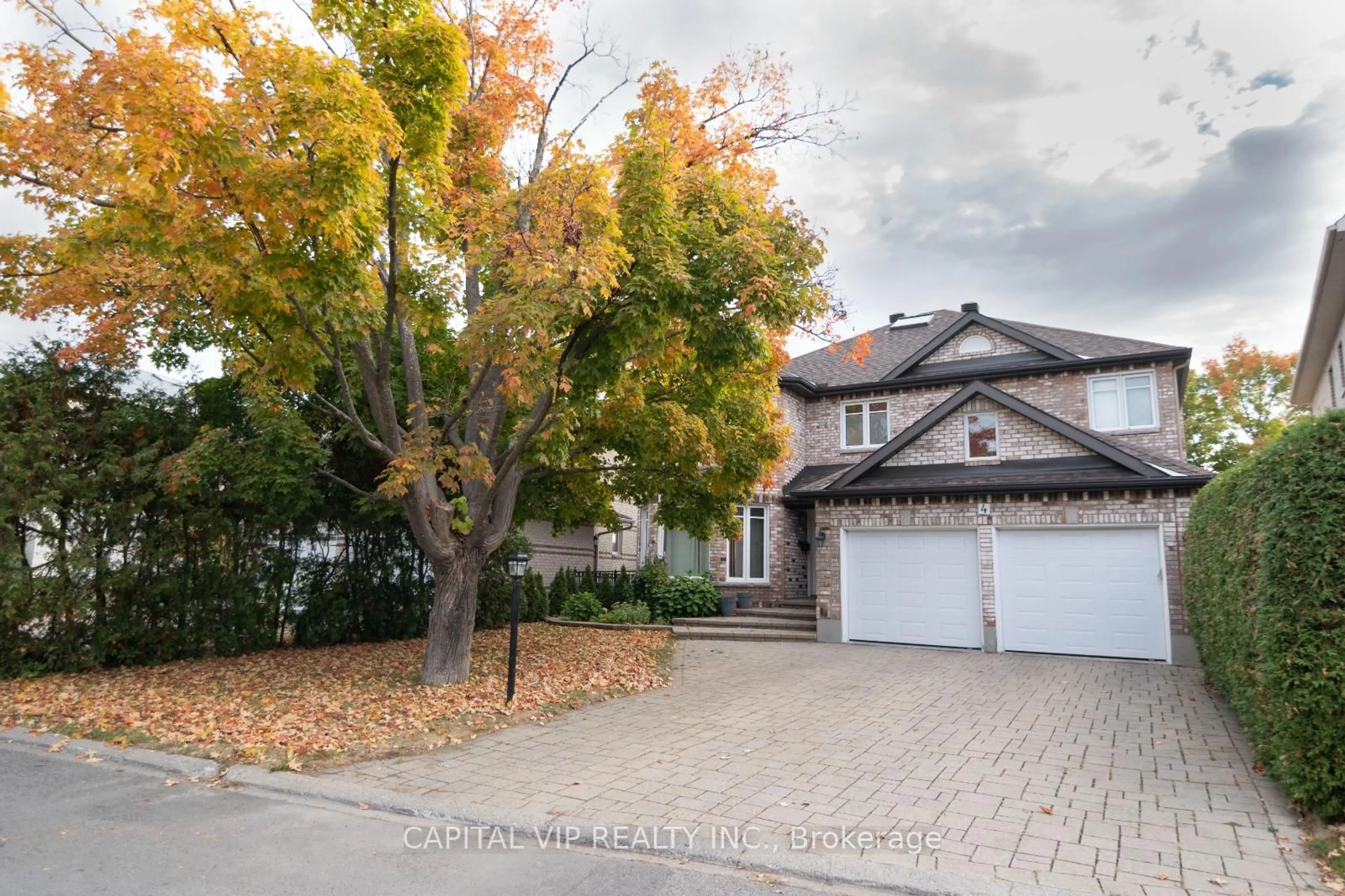 Unknown for 4 Wellsmere Crt, Ottawa Ontario K2E 8C2
