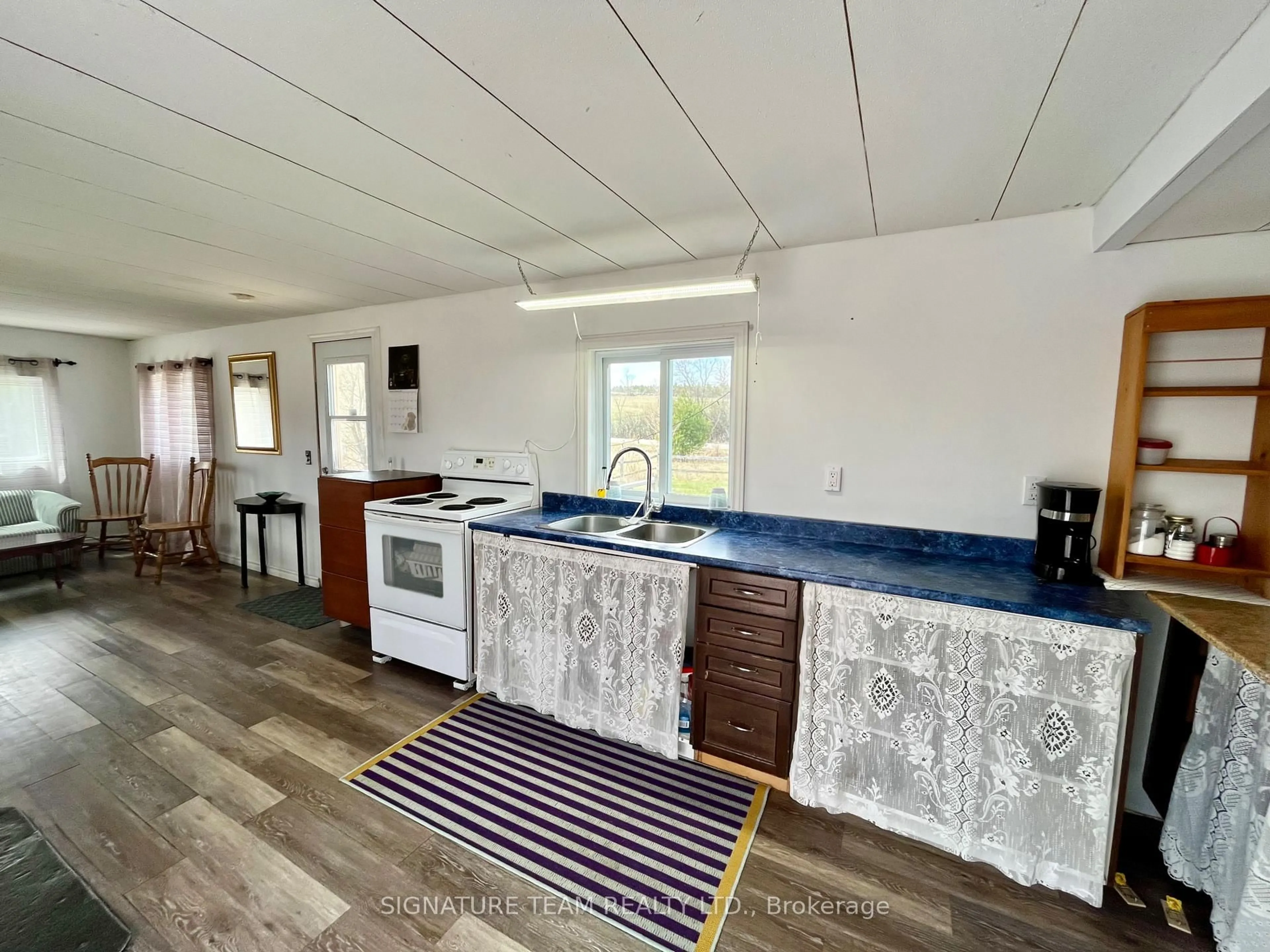 Open concept kitchen, unknown for 3092 Scotch Bush Rd, Douglas Ontario K0J 1S0