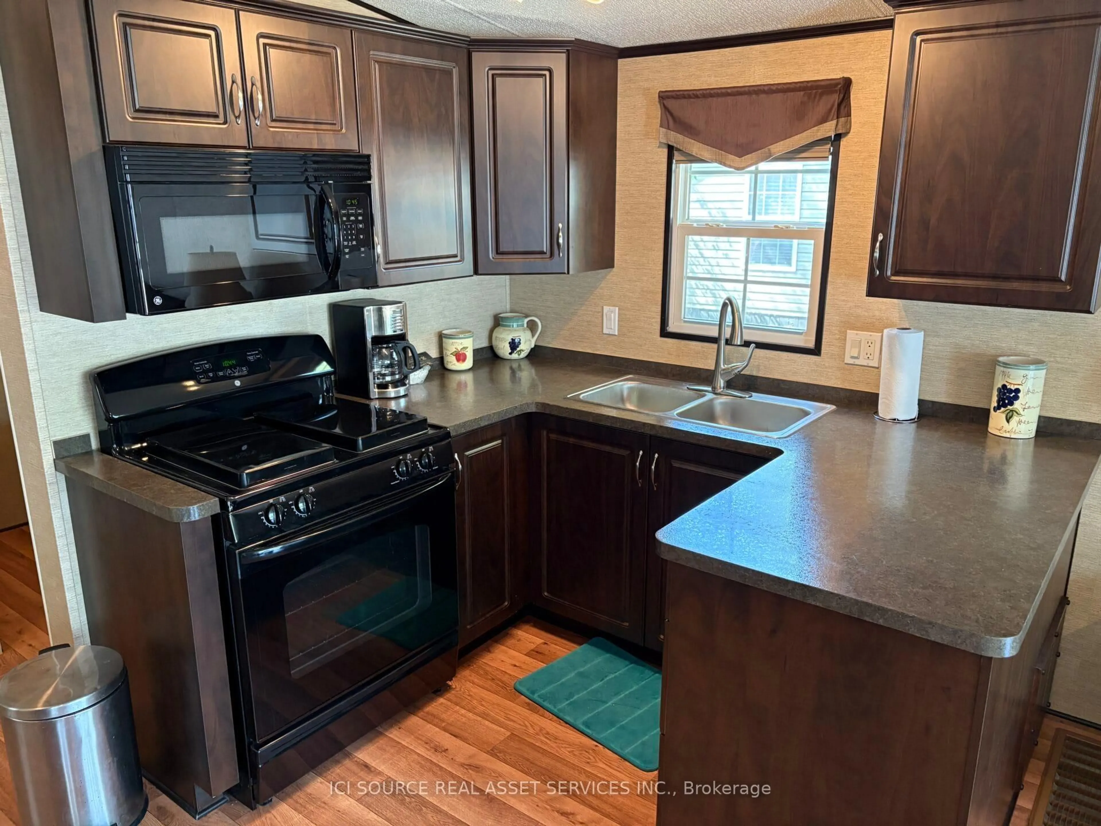 Standard kitchen, unknown for 486 County Road 18 #CBL039, Prince Edward County Ontario K0K 1P0