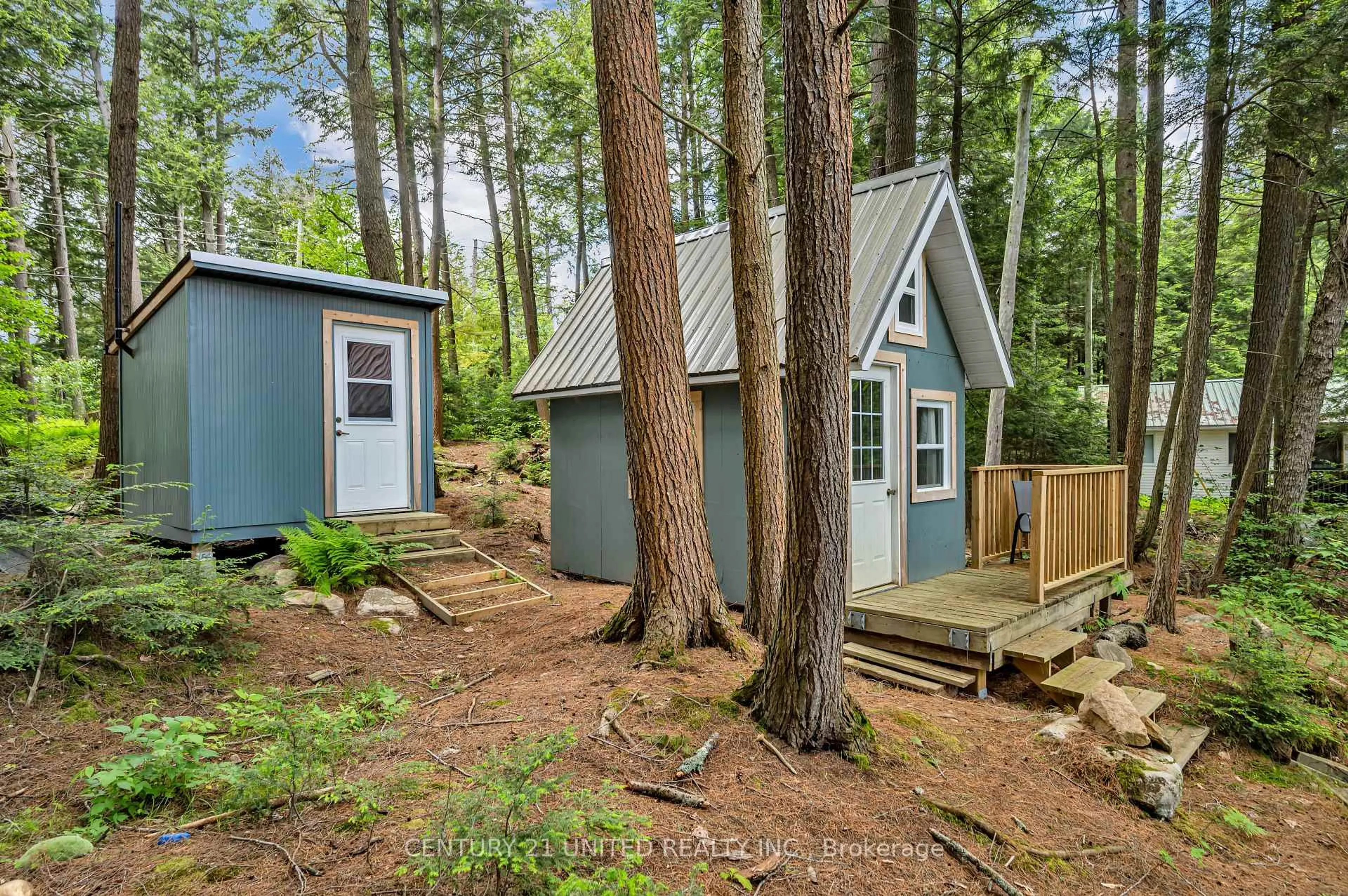 Shed for 852 Isl 8 Catchacoma Lake Island, Trent Lakes Ontario K0L 1J0