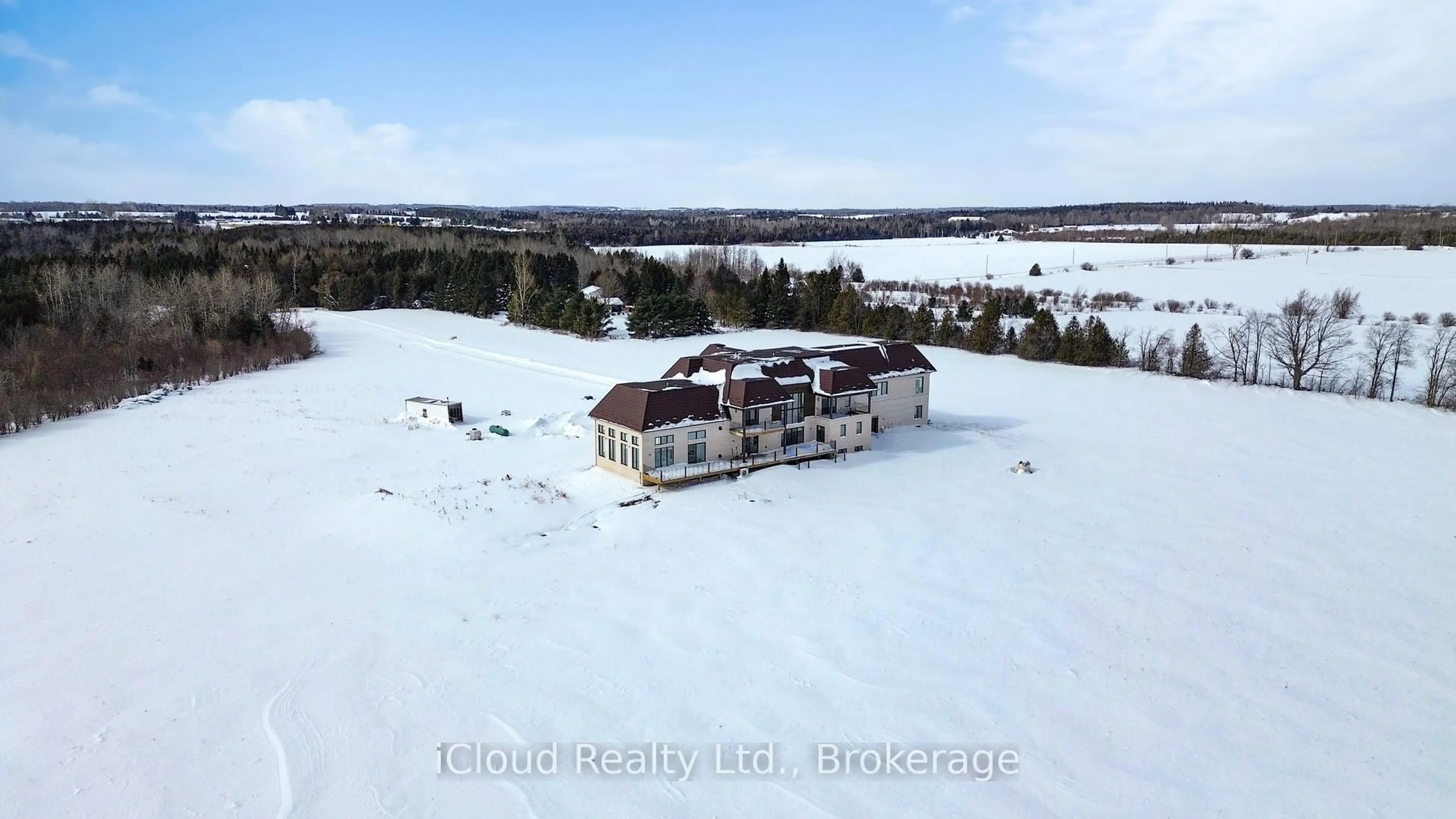 A pic from outside/outdoor area/front of a property/back of a property/a pic from drone, water/lake/river/ocean view for 674525 Hurontario St, Mono Ontario L9W 5S1