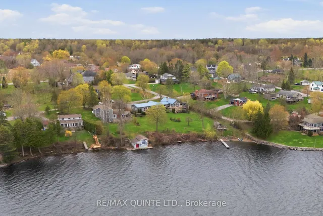 5 Hermon Lane, Prince Edward County 2