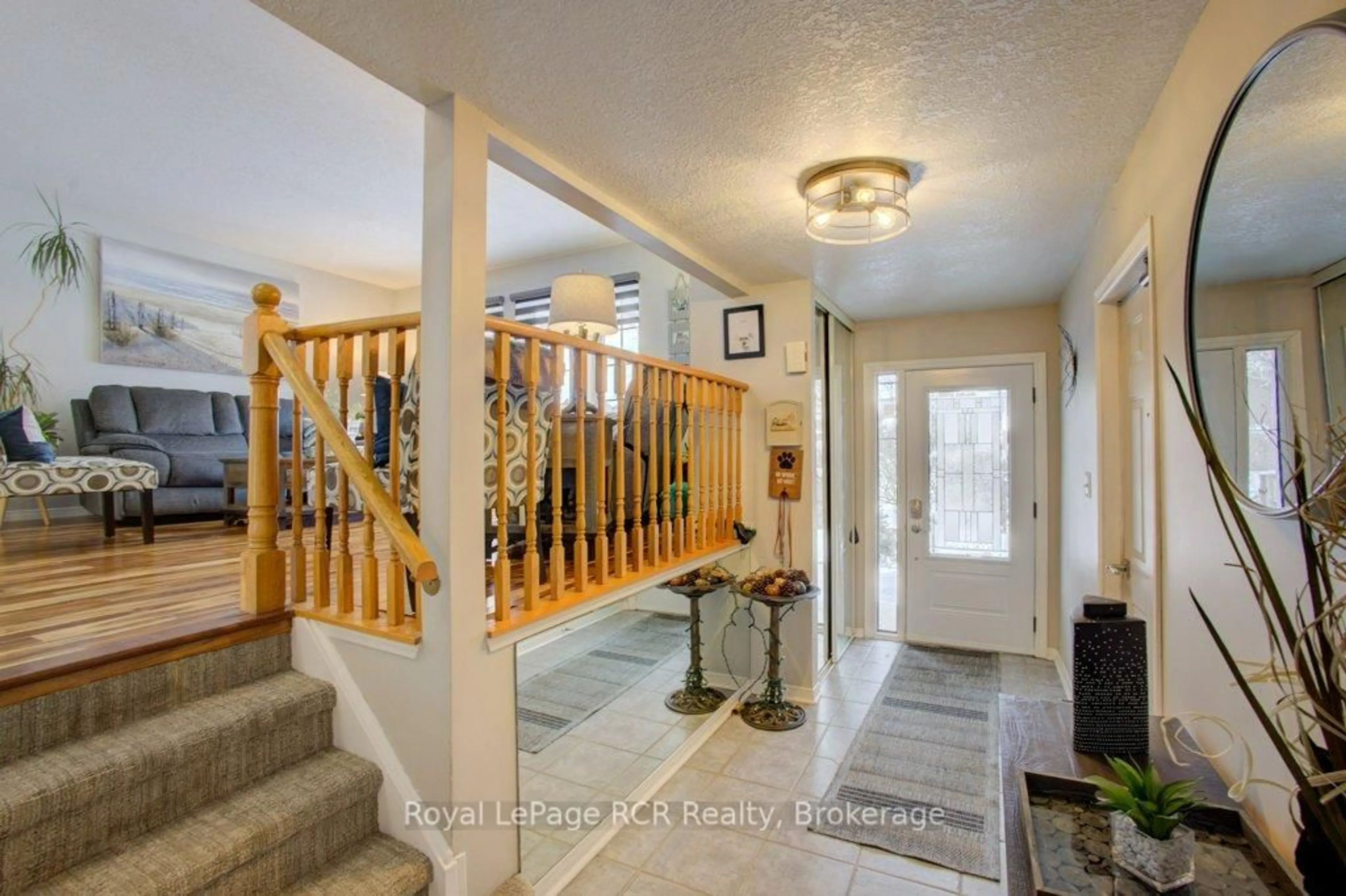 Indoor foyer for 145 Parkside Dr, Centre Wellington Ontario N1M 3M4