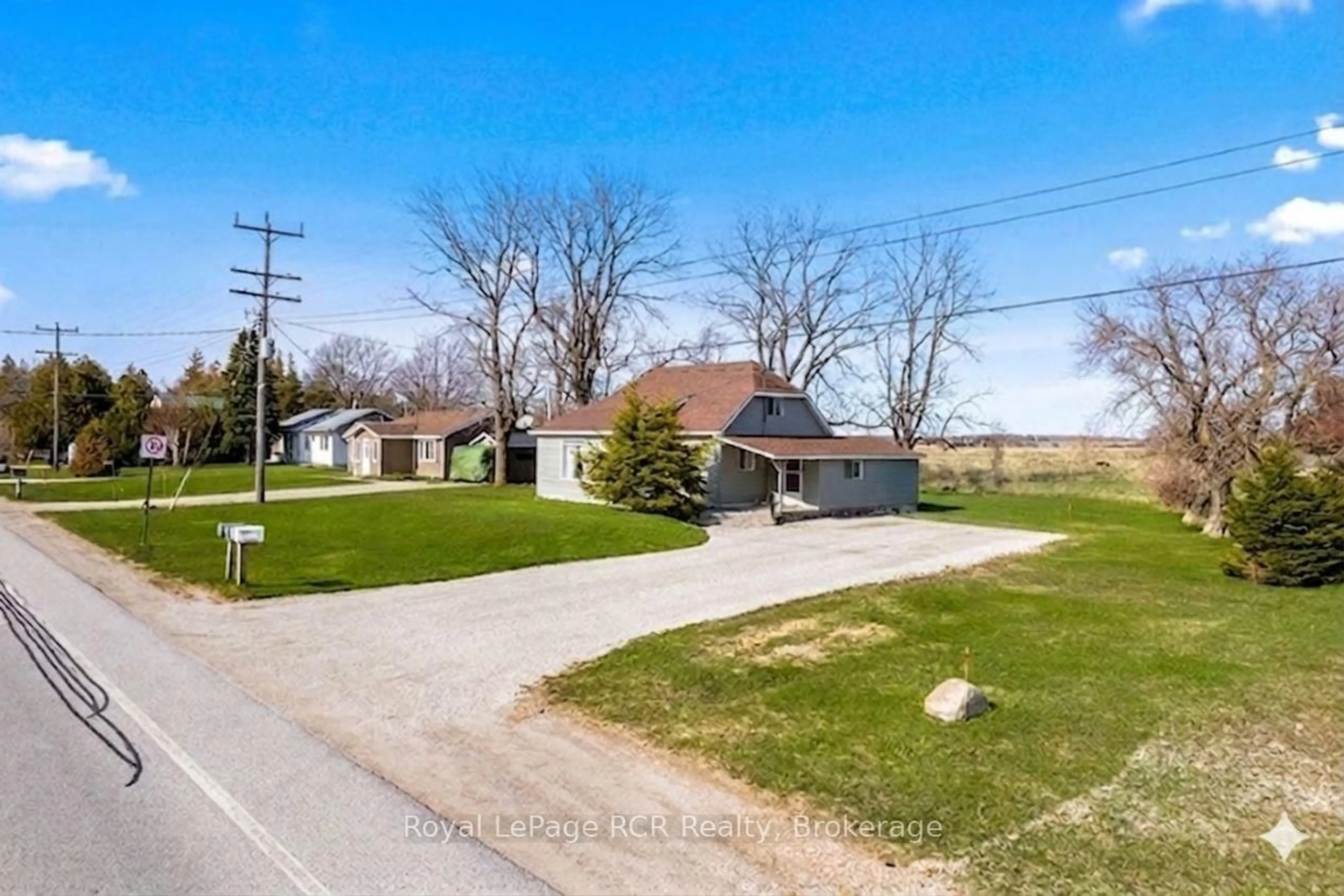 A pic from outside/outdoor area/front of a property/back of a property/a pic from drone, street for 2882 6 Highway, Northern Bruce Peninsula Ontario N0H 1W0