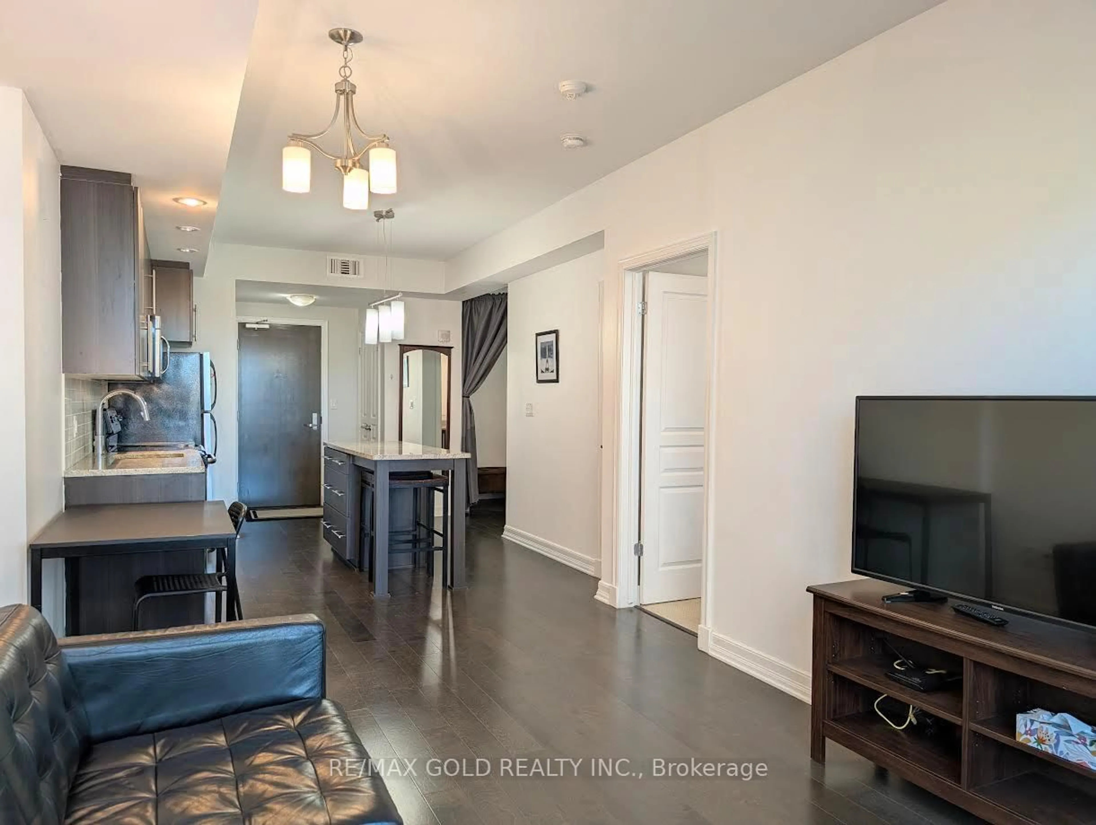 Unknown for 238 Besserer St #407, Ottawa Ontario K1N 6B1