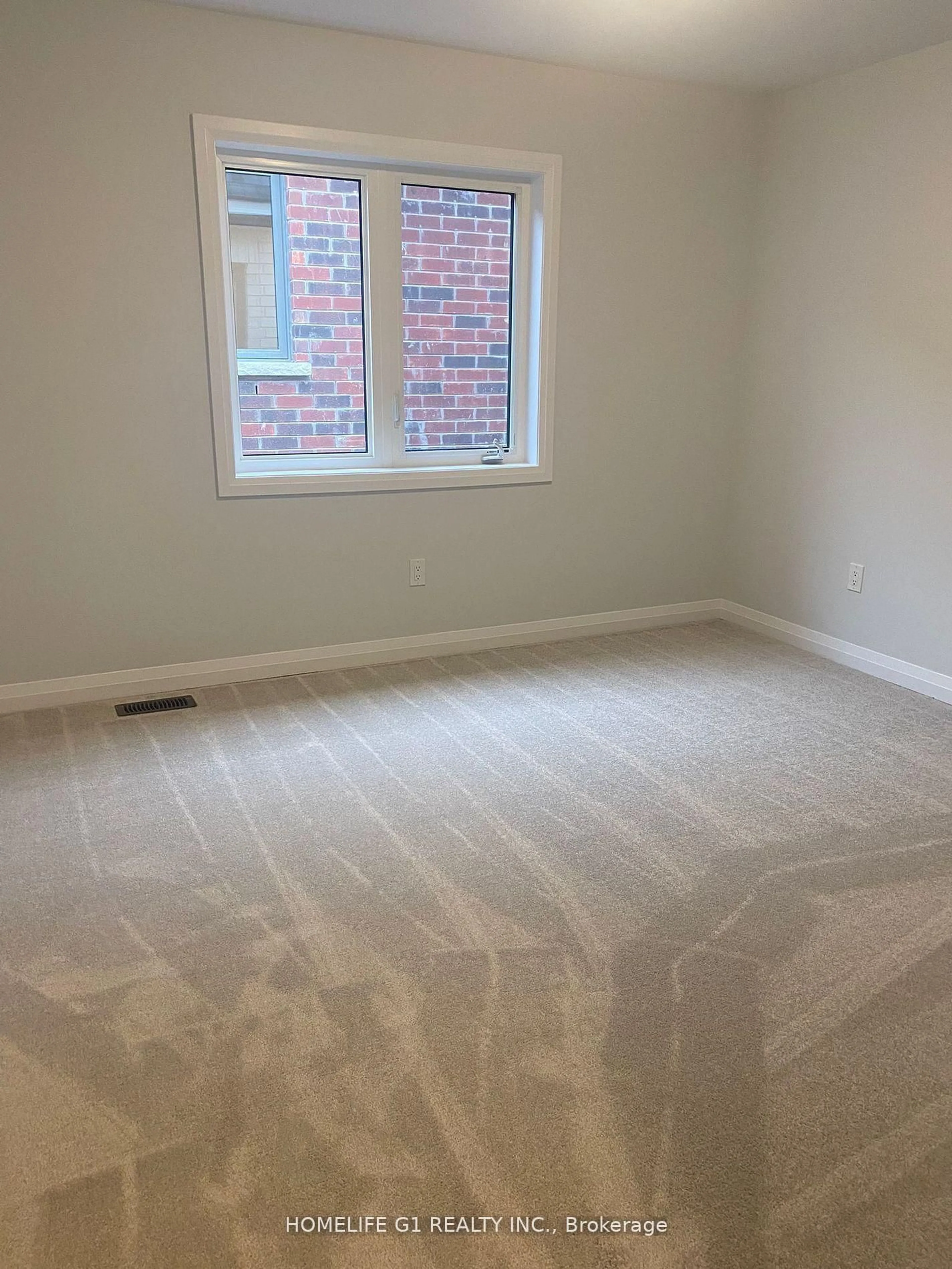 A pic of a room for 758 Sobeski Ave, Woodstock Ontario N4T 0N9