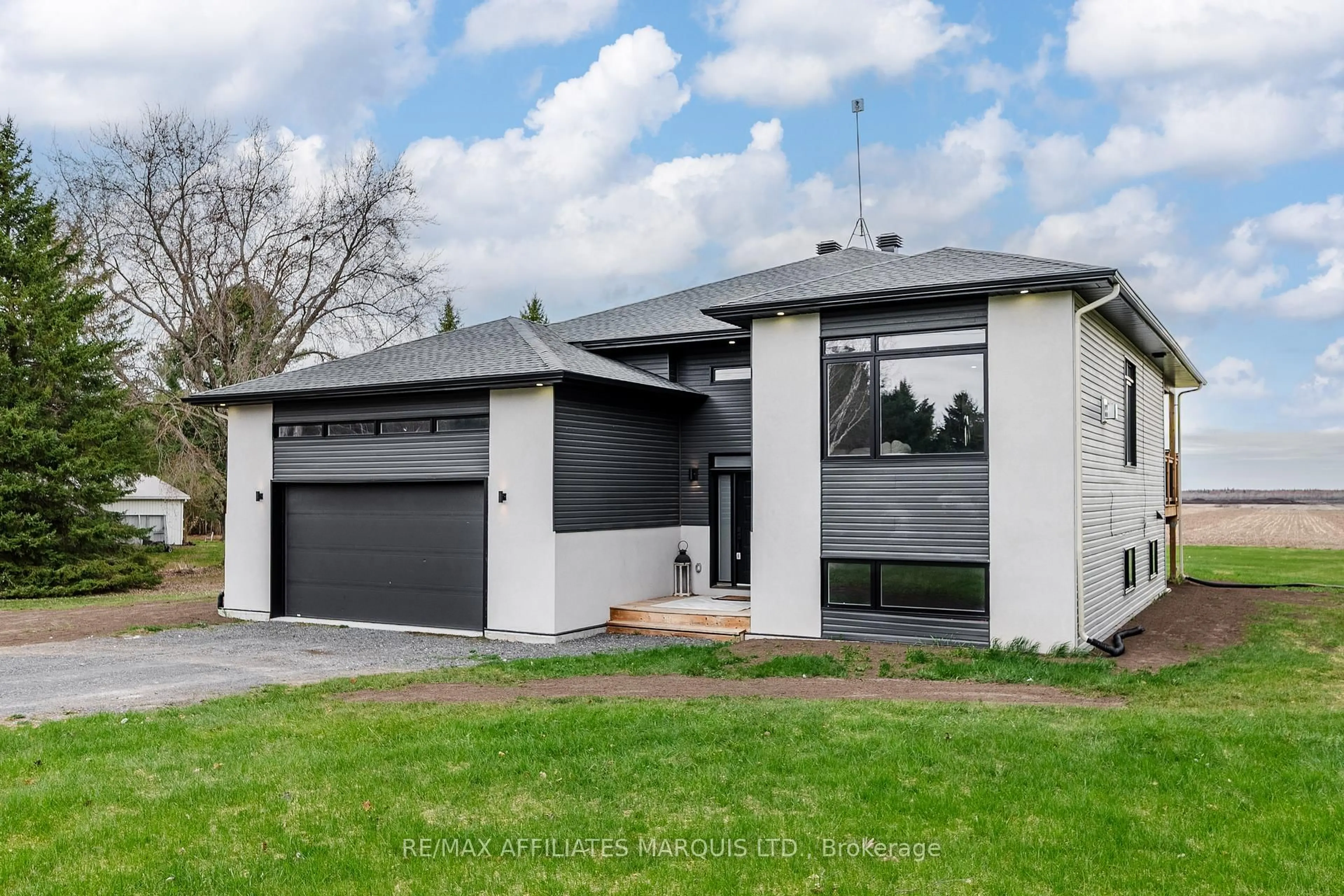 Home with brick exterior material, street for 16939 Eighth Rd, North Stormont Ontario K0C 1W0