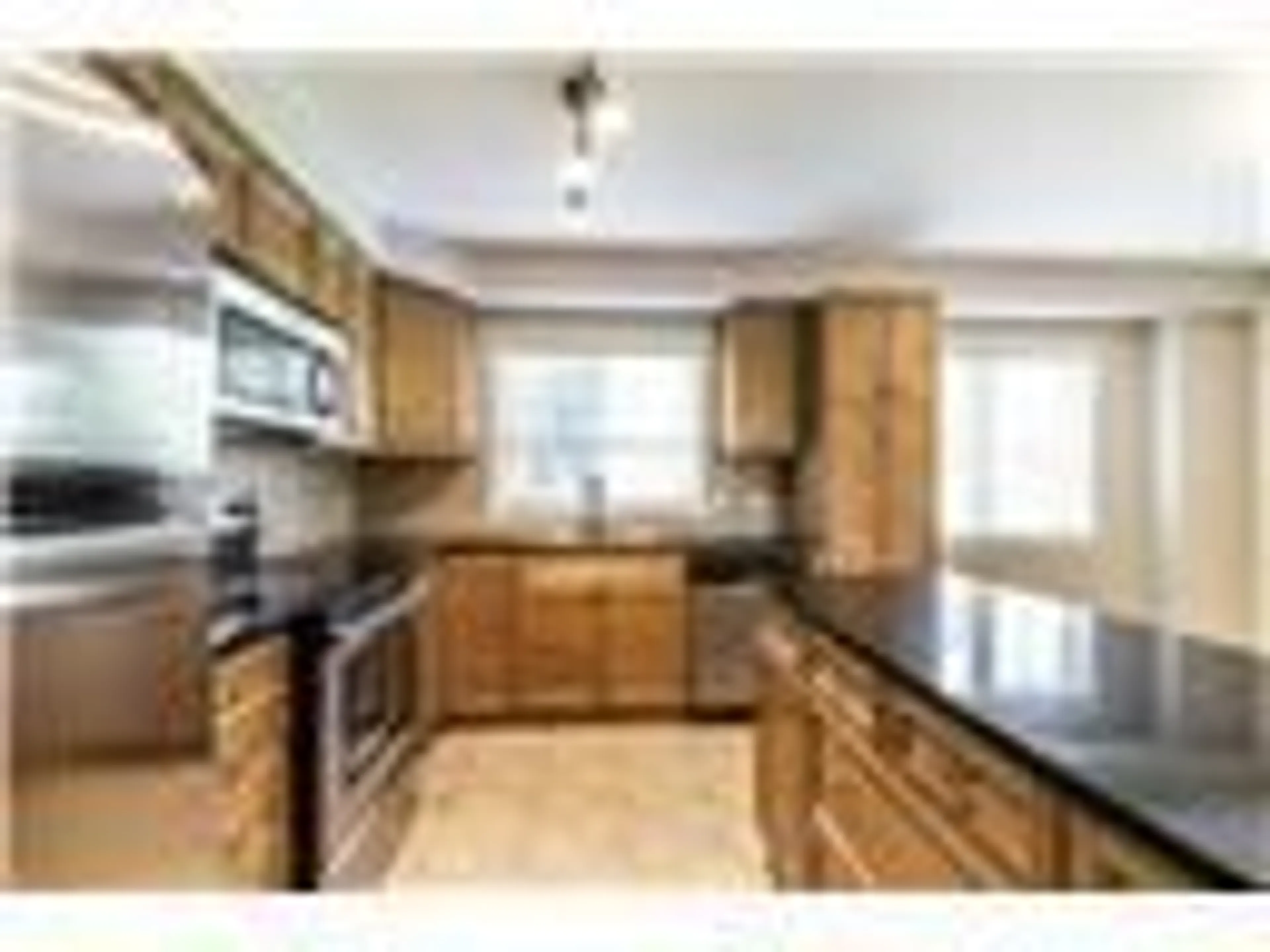 Standard kitchen, unknown for 470 Beach Blvd #8, Hamilton Ontario L8H 6X2