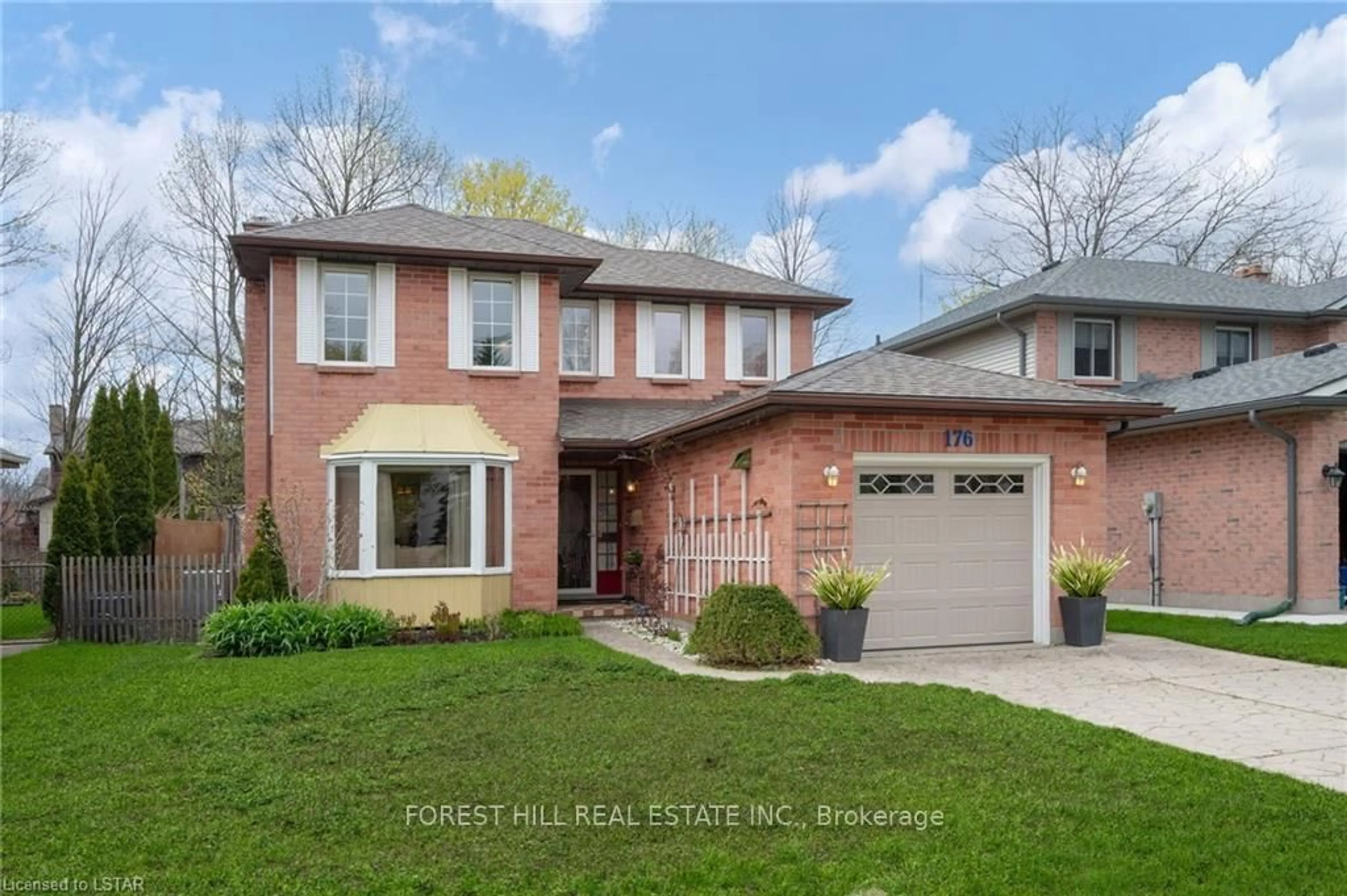 Home with brick exterior material, street for 176 Golfview Rd, London South Ontario N6C 5V4