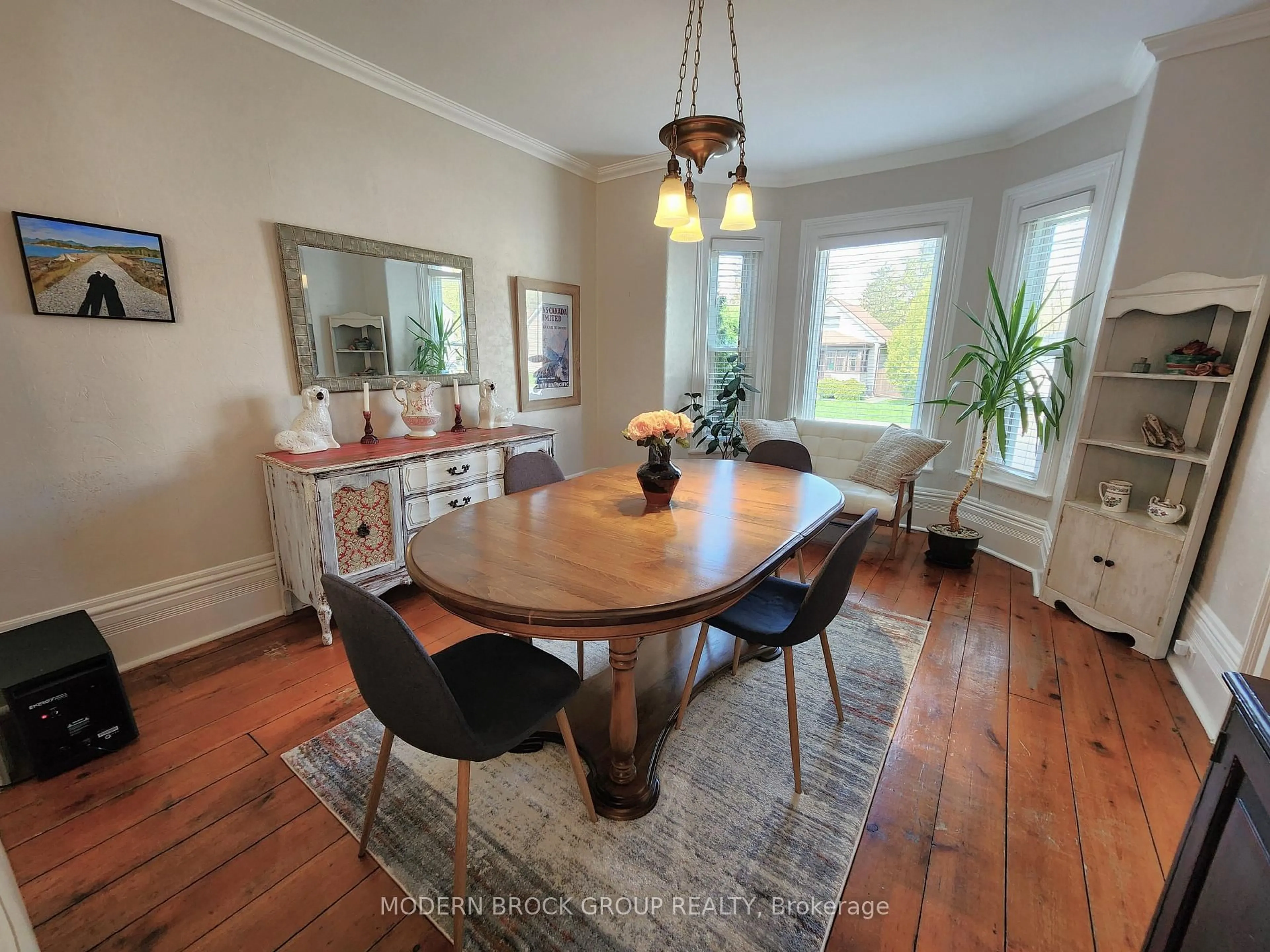 Dining room, unknown for 287 Brock St, Brockville Ontario K6V 4G8
