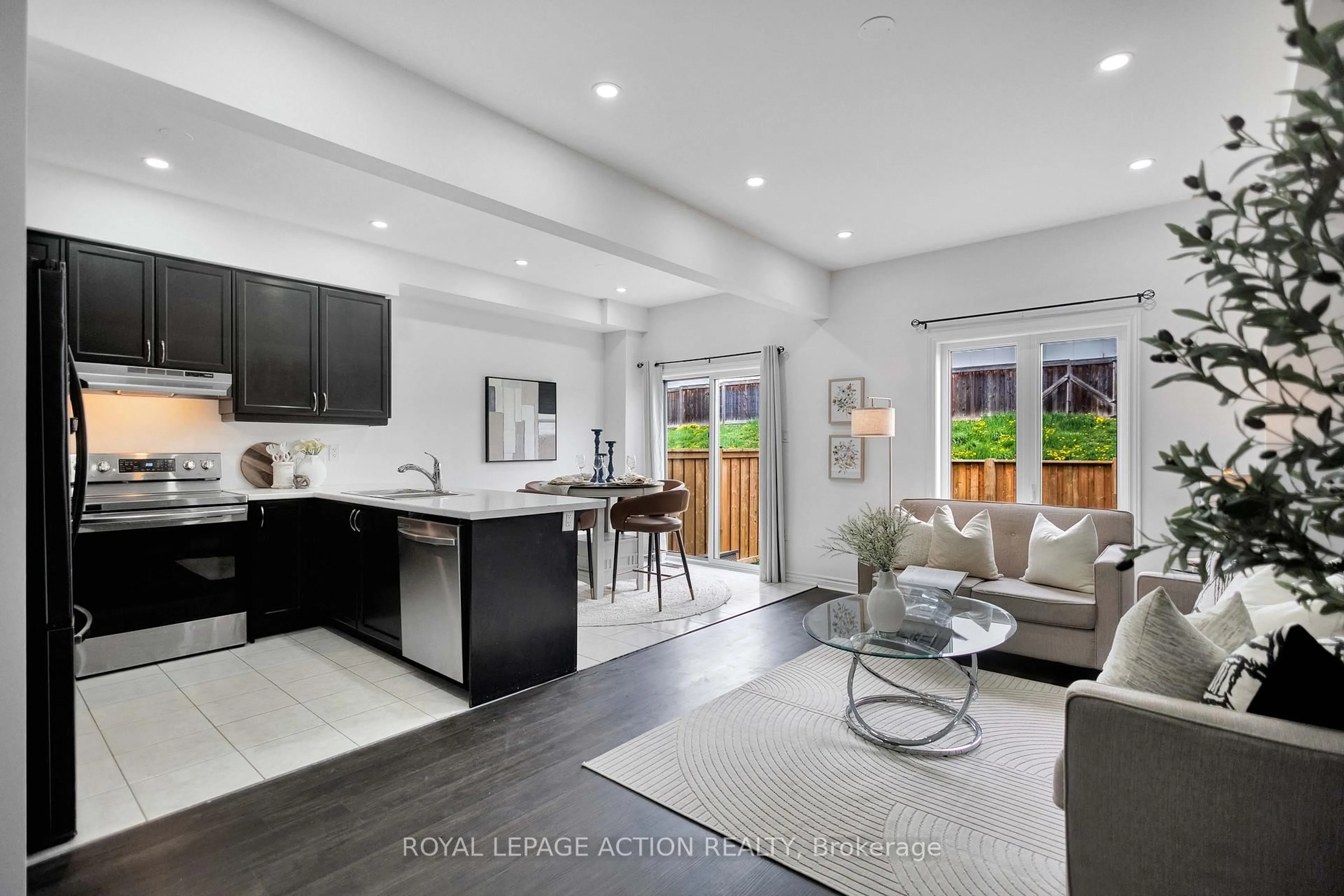 Open concept kitchen, ceramic/tile floor for 35 Bilanski Farm Rd, Brantford Ontario N3S 0J7