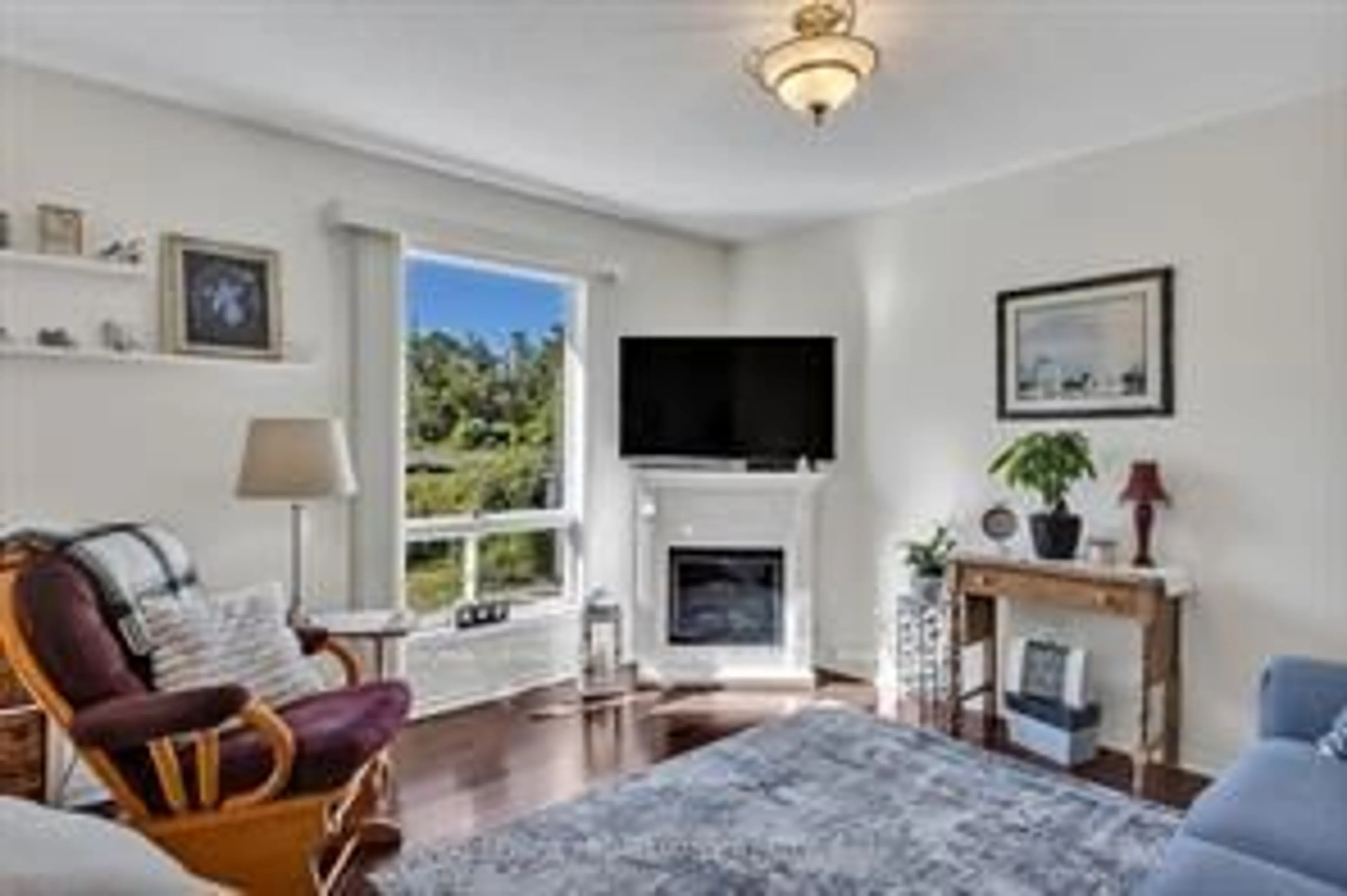Living room with furniture, unknown for 1269 Eagle Cres, Peterborough Ontario K9K 2K6