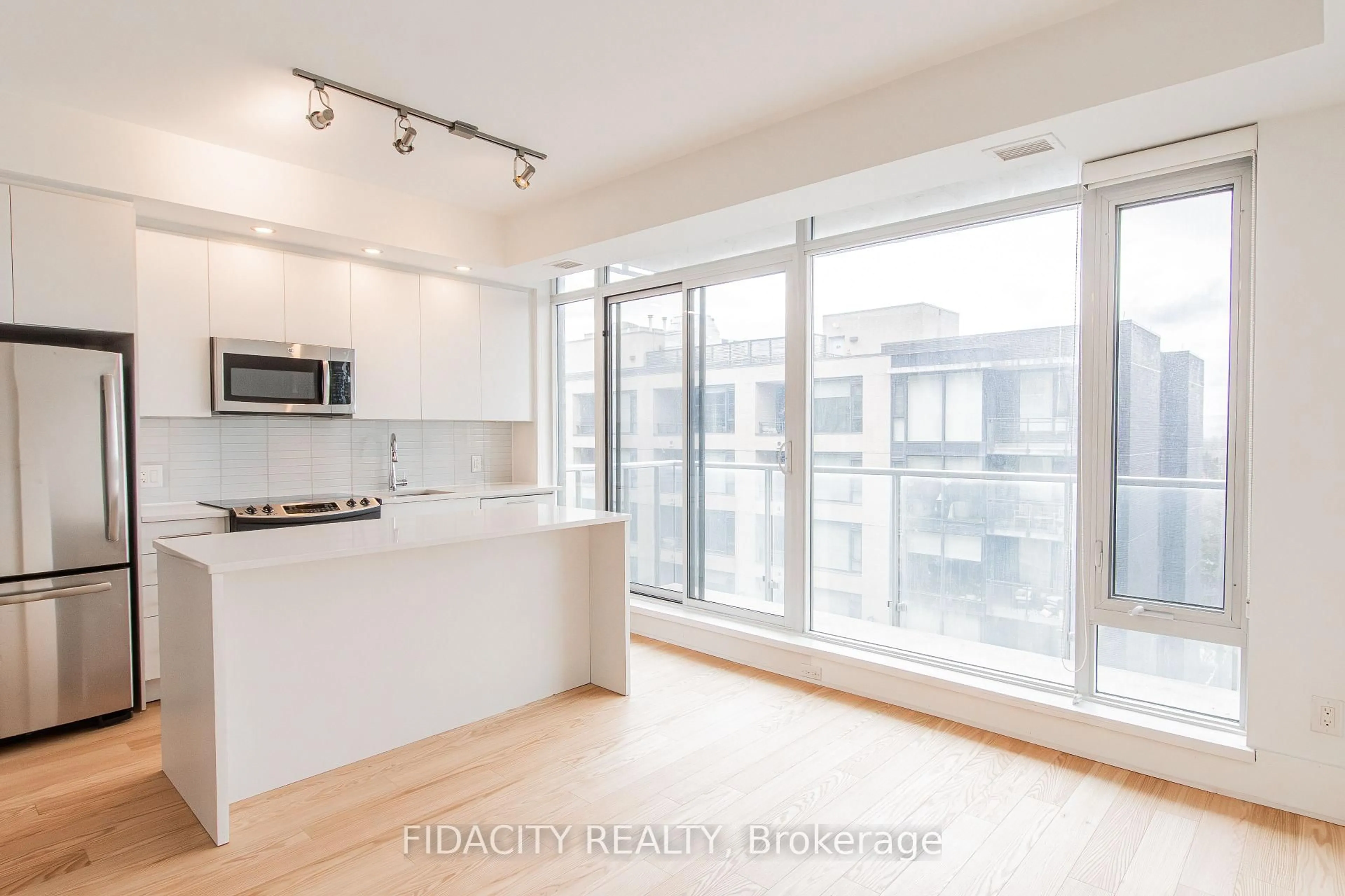 Open concept kitchen, unknown for 88 Richmond Rd #510, Ottawa Ontario K1Z 0B1