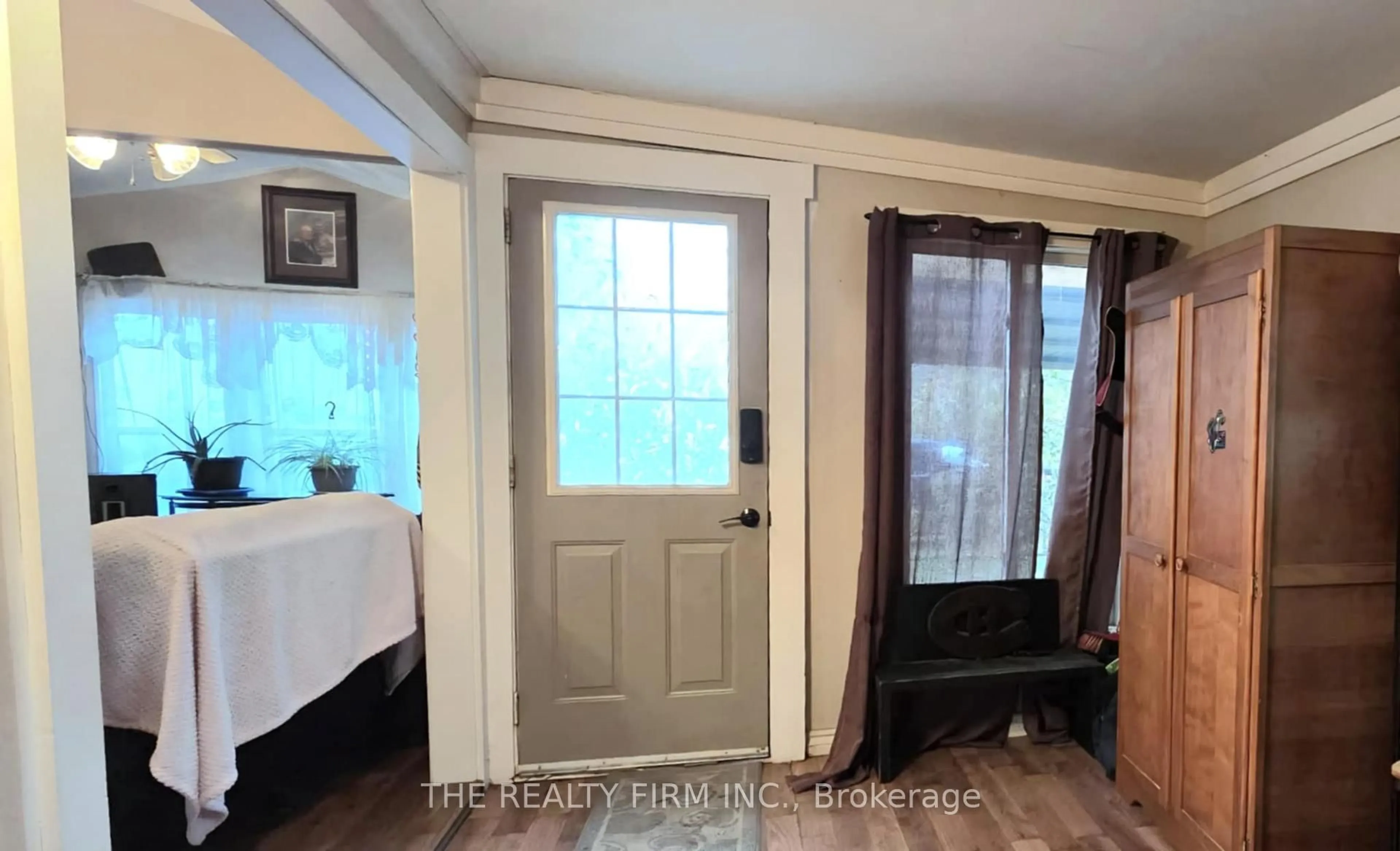Indoor entryway for 79681 Bluewater Highway #26, Central Huron Ontario N7A 3X8