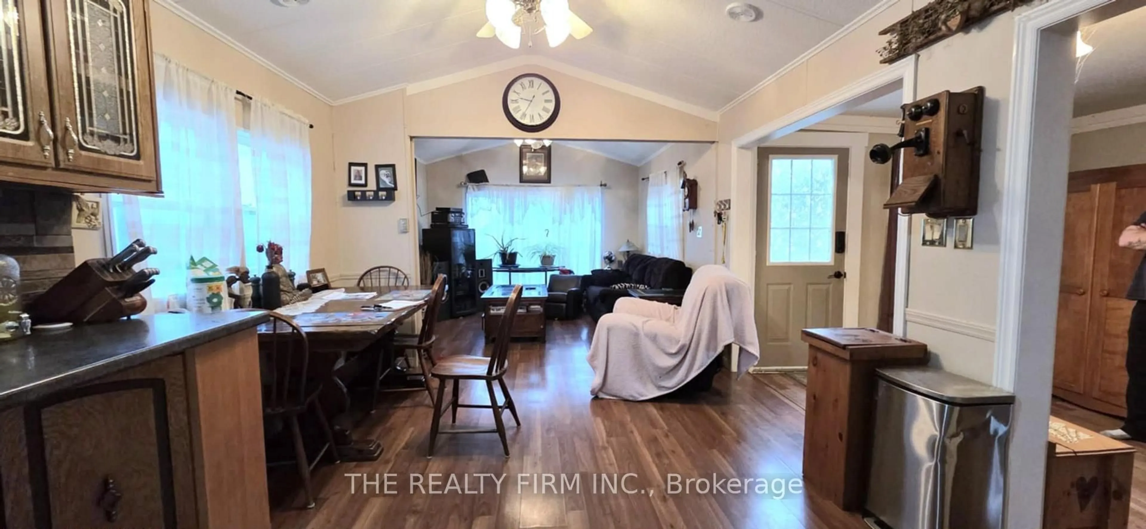 A pic of a room for 79681 Bluewater Highway #26, Central Huron Ontario N7A 3X8