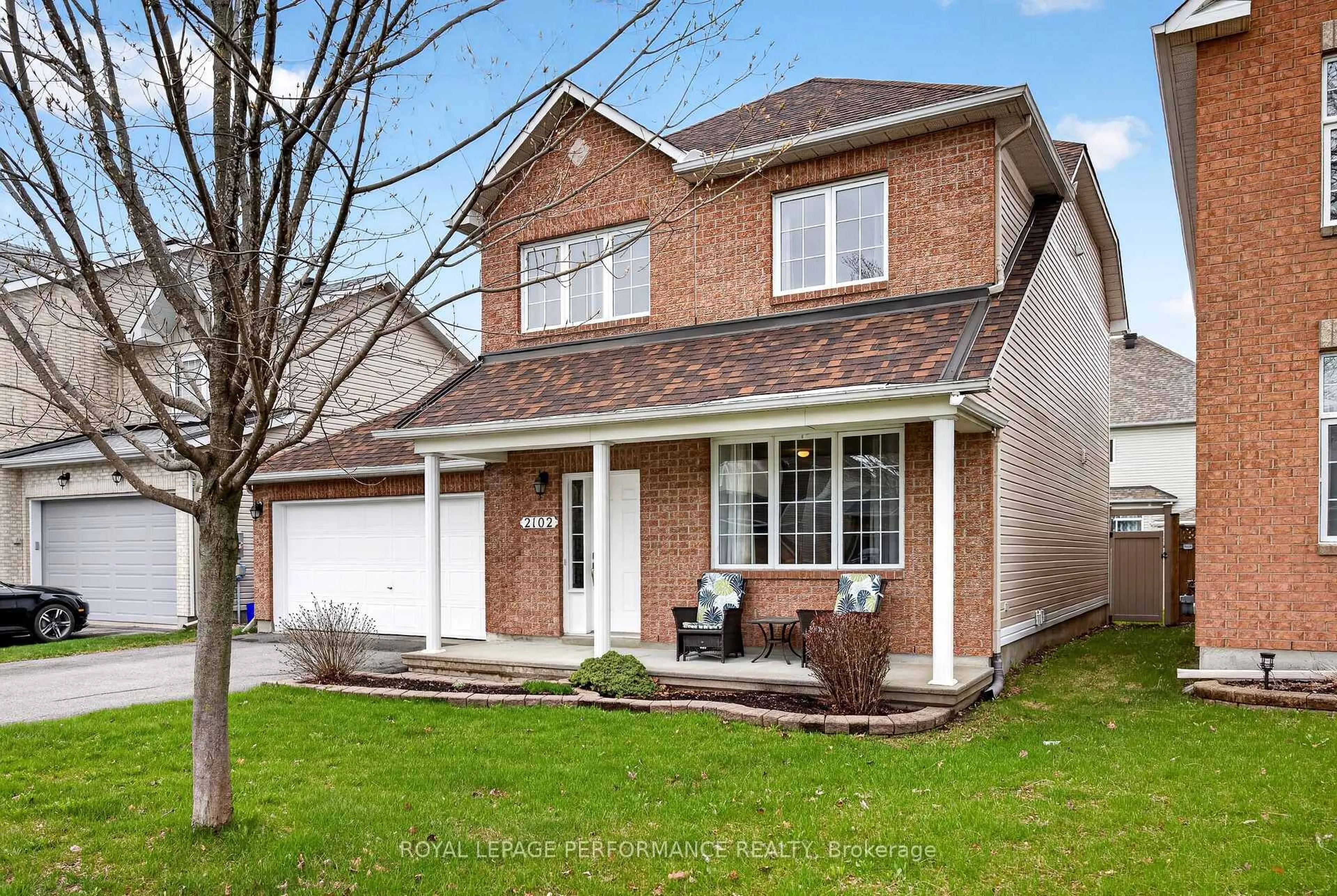 Home with brick exterior material, street for 2102 Esprit Dr, Ottawa Ontario K4A 4G3