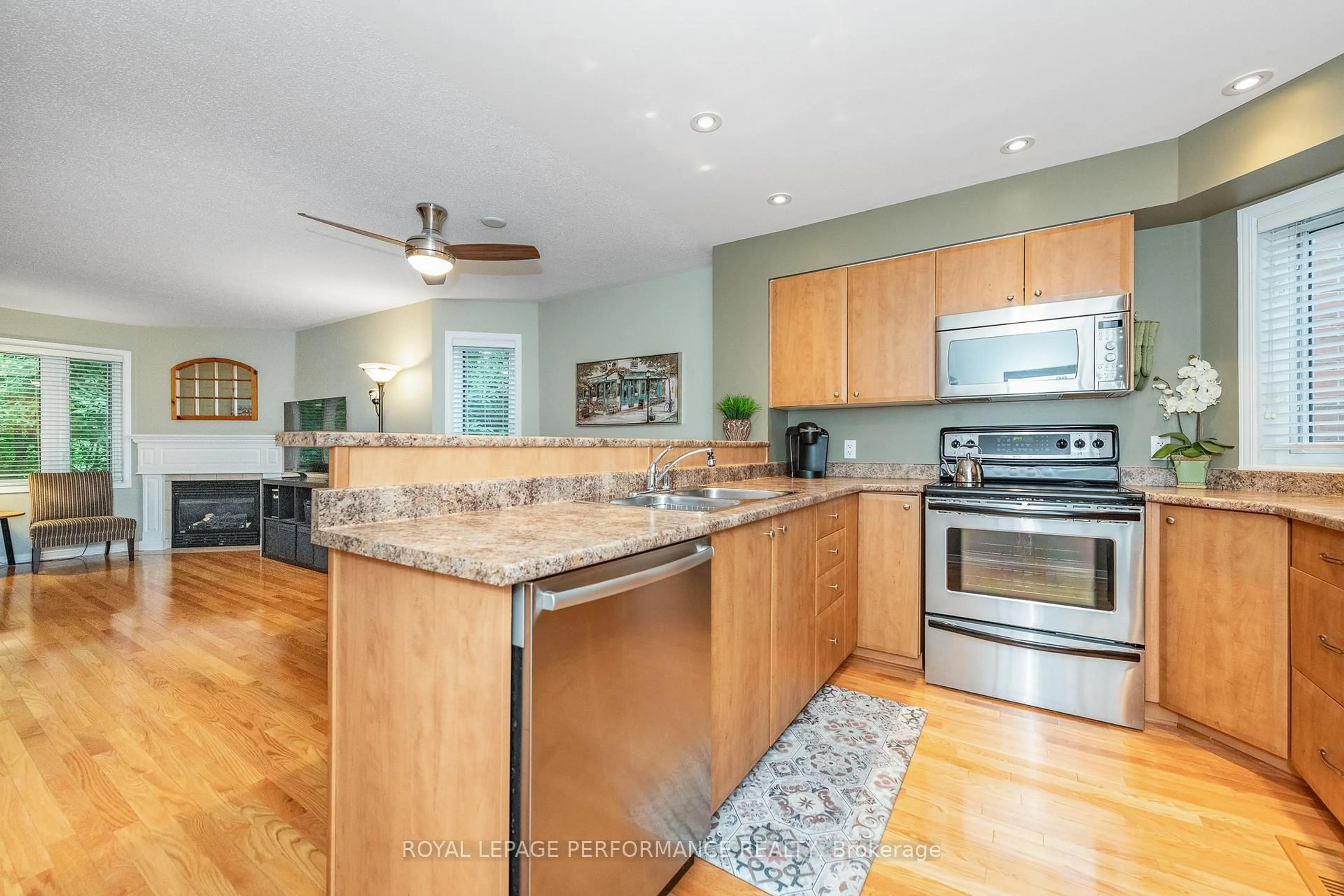 Open concept kitchen, unknown for 111 Steele Park Private, Ottawa Ontario K1J 0J2