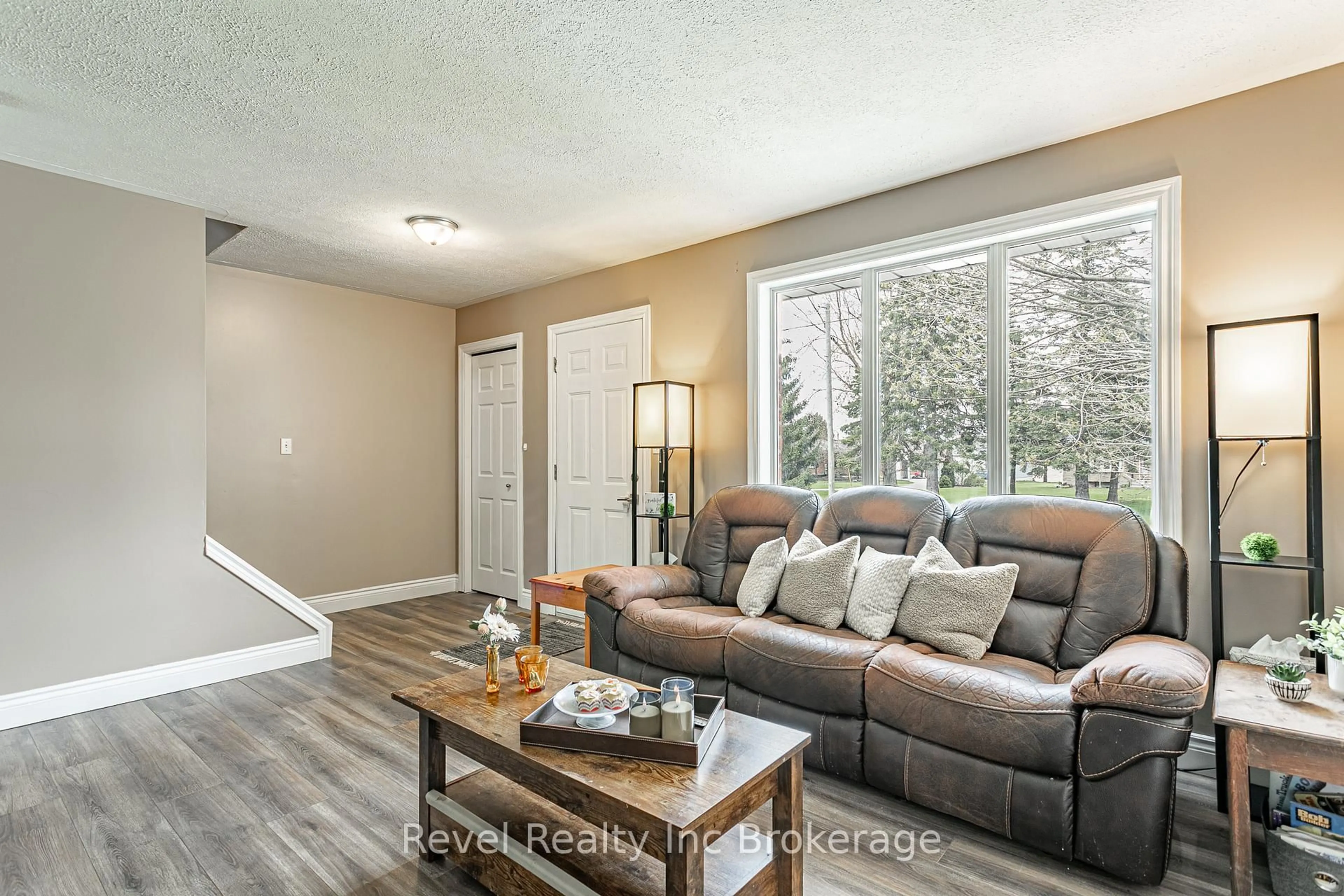 Living room with furniture, unknown for 116 North Town Line, Ingersoll Ontario N5C 1R4