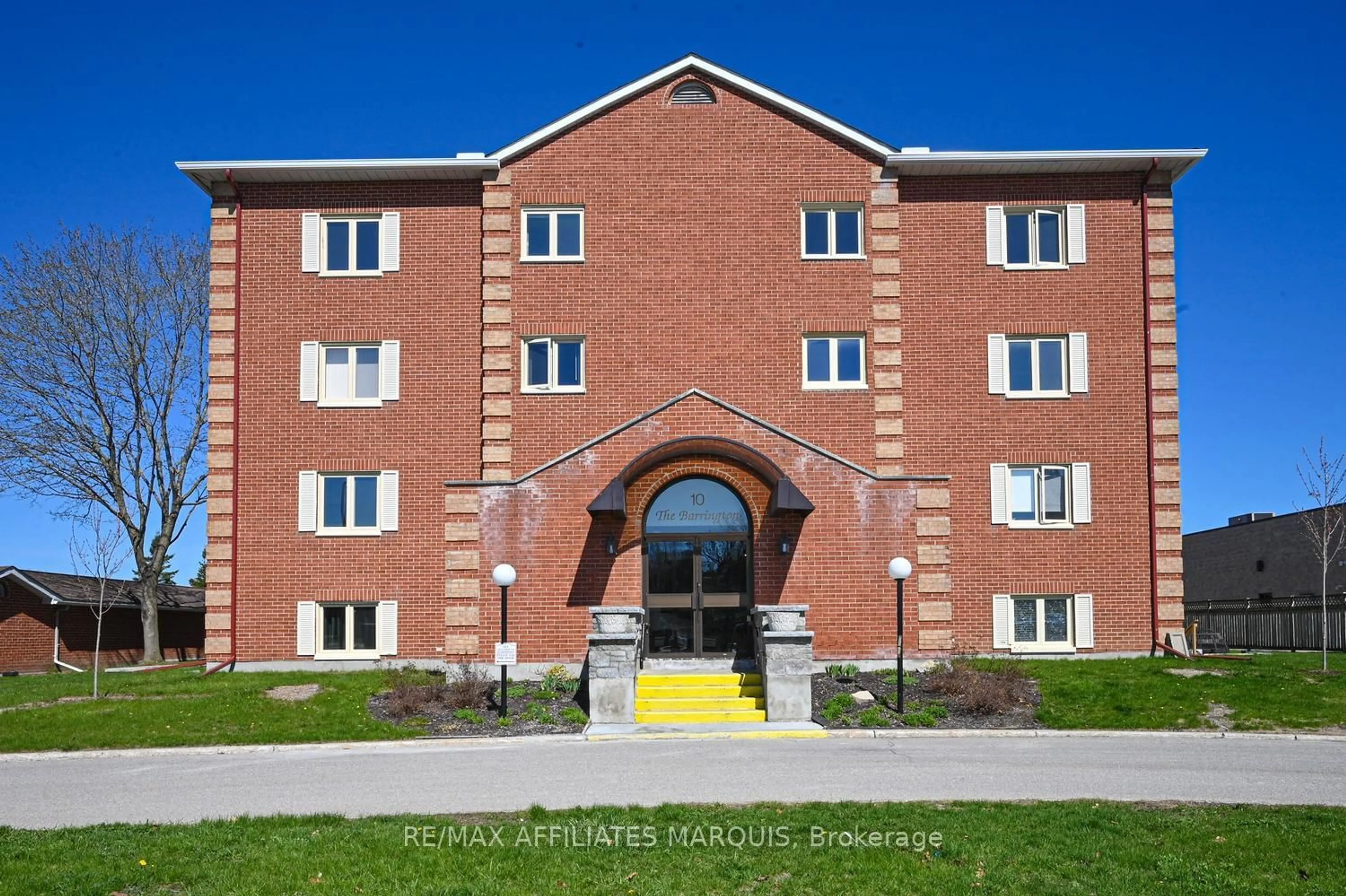 Home with brick exterior material, building for 10 Armstrong Dr #104, Smiths Falls Ontario K7A 5H8