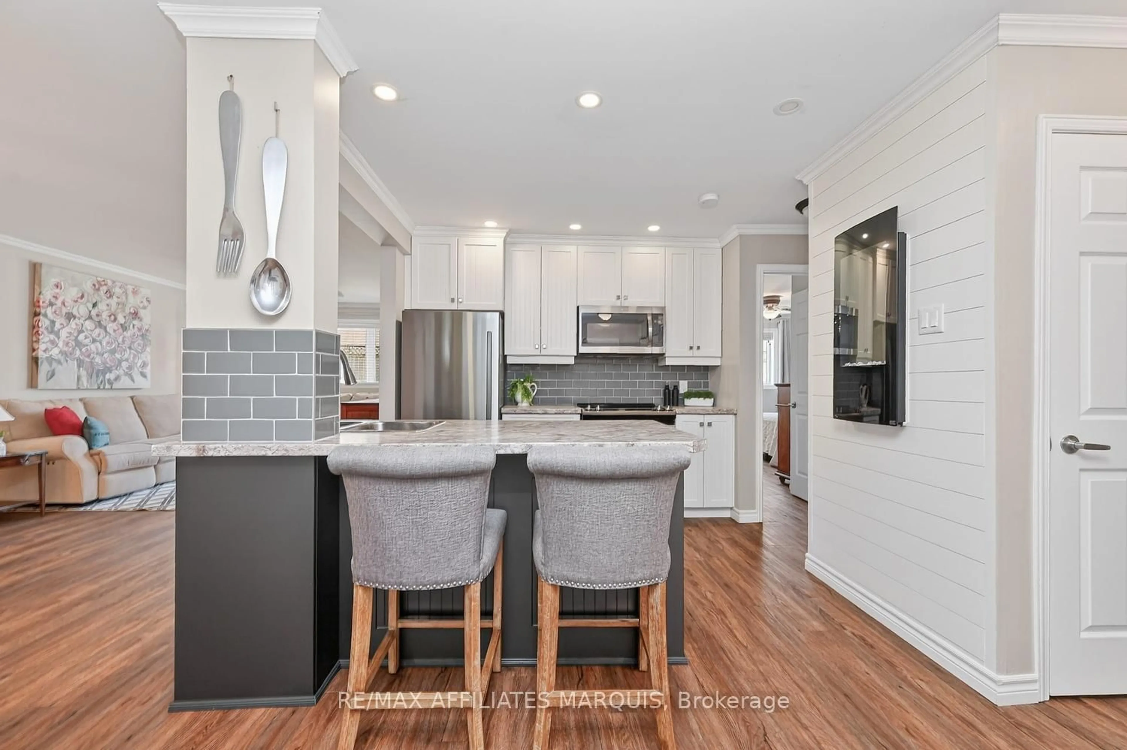 Open concept kitchen, ceramic/tile floor for 10 Armstrong Dr #104, Smiths Falls Ontario K7A 5H8
