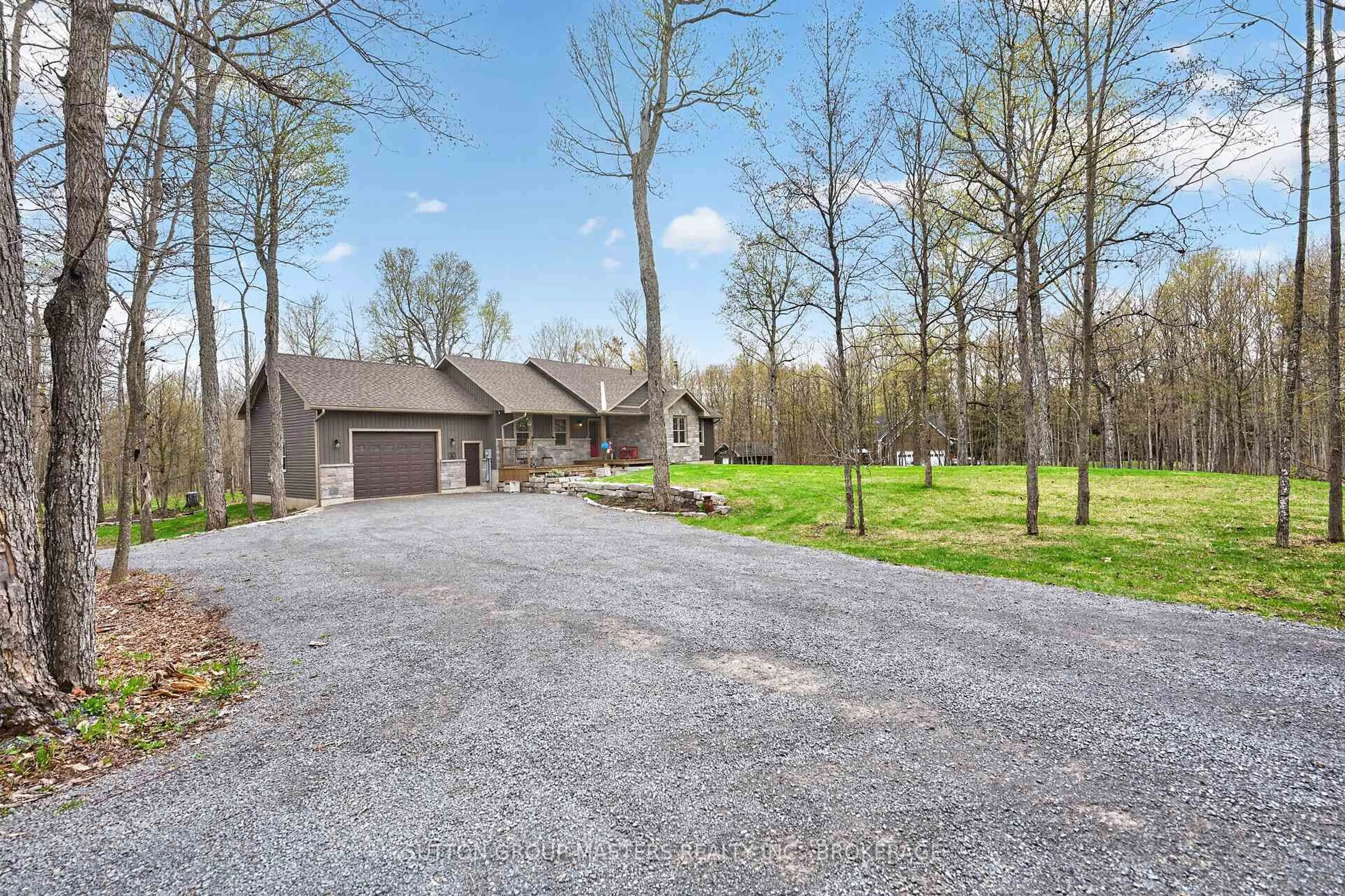 A pic from outside/outdoor area/front of a property/back of a property/a pic from drone, unknown for 3954 Alton Rd, Harrowsmith Ontario K0H 1V0