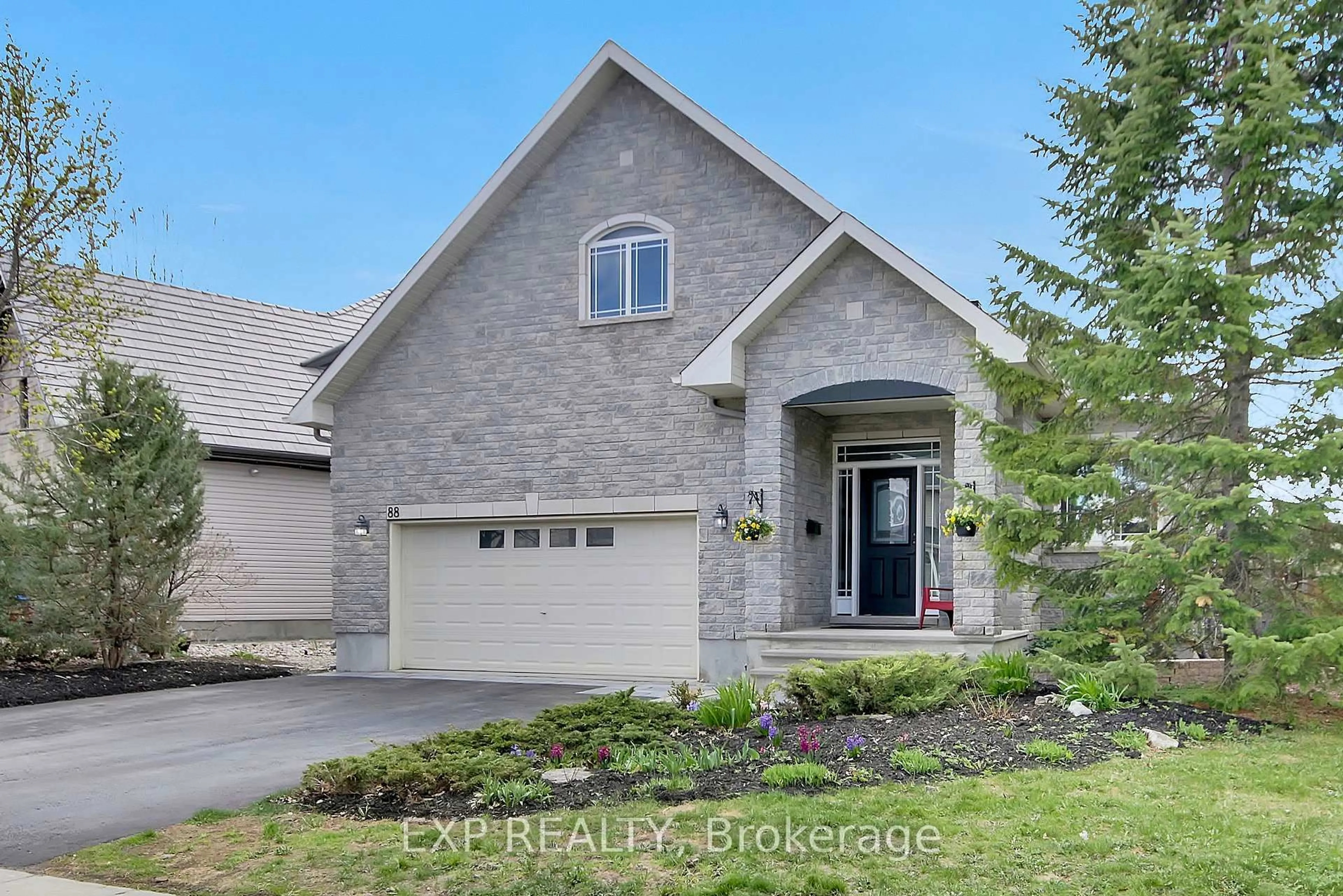 Home with brick exterior material, street for 88 Mcgregor St, Carleton Place Ontario K7C 0B8