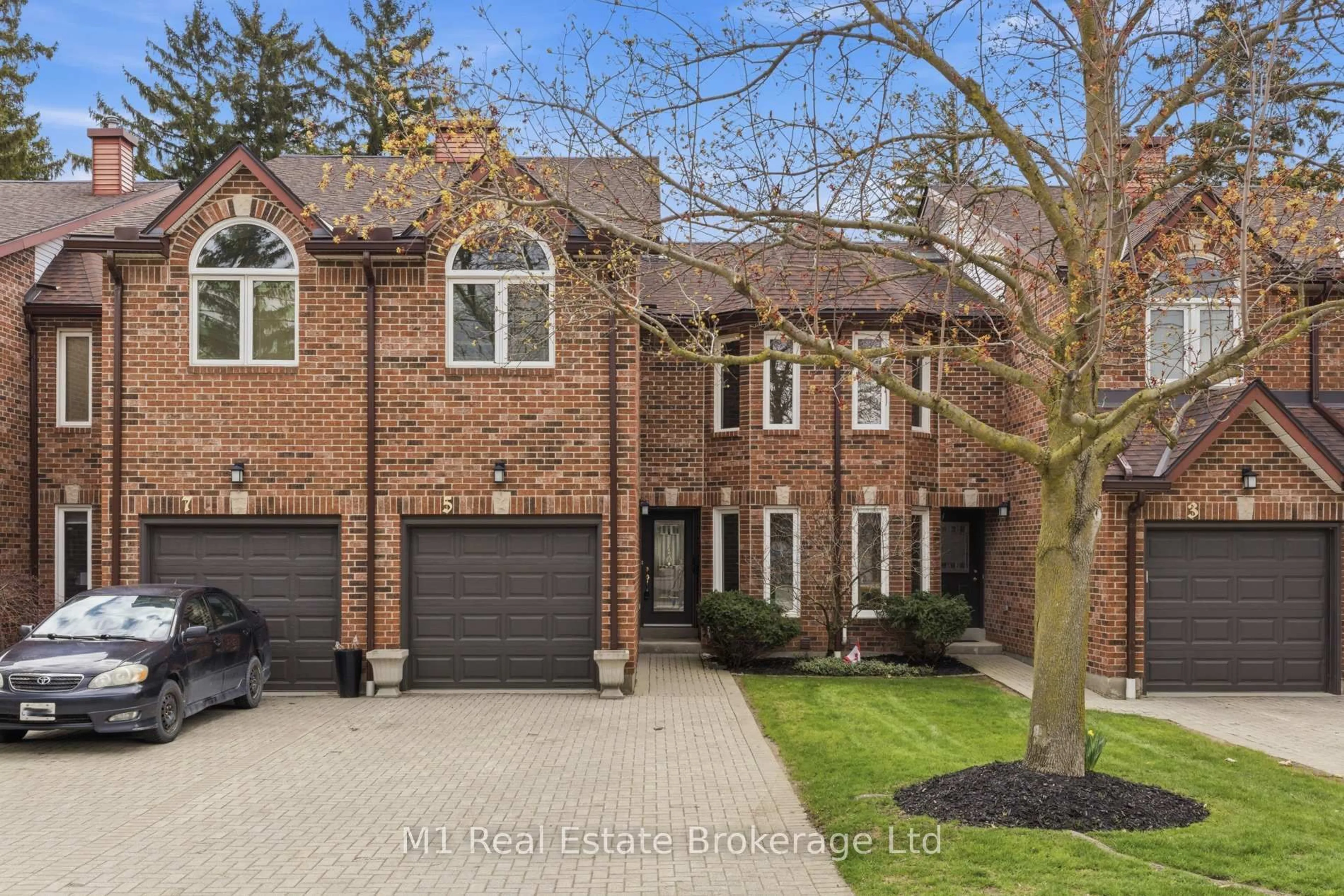 Home with brick exterior material, street for 5 Marilyn Dr, Guelph Ontario N1H 1G9
