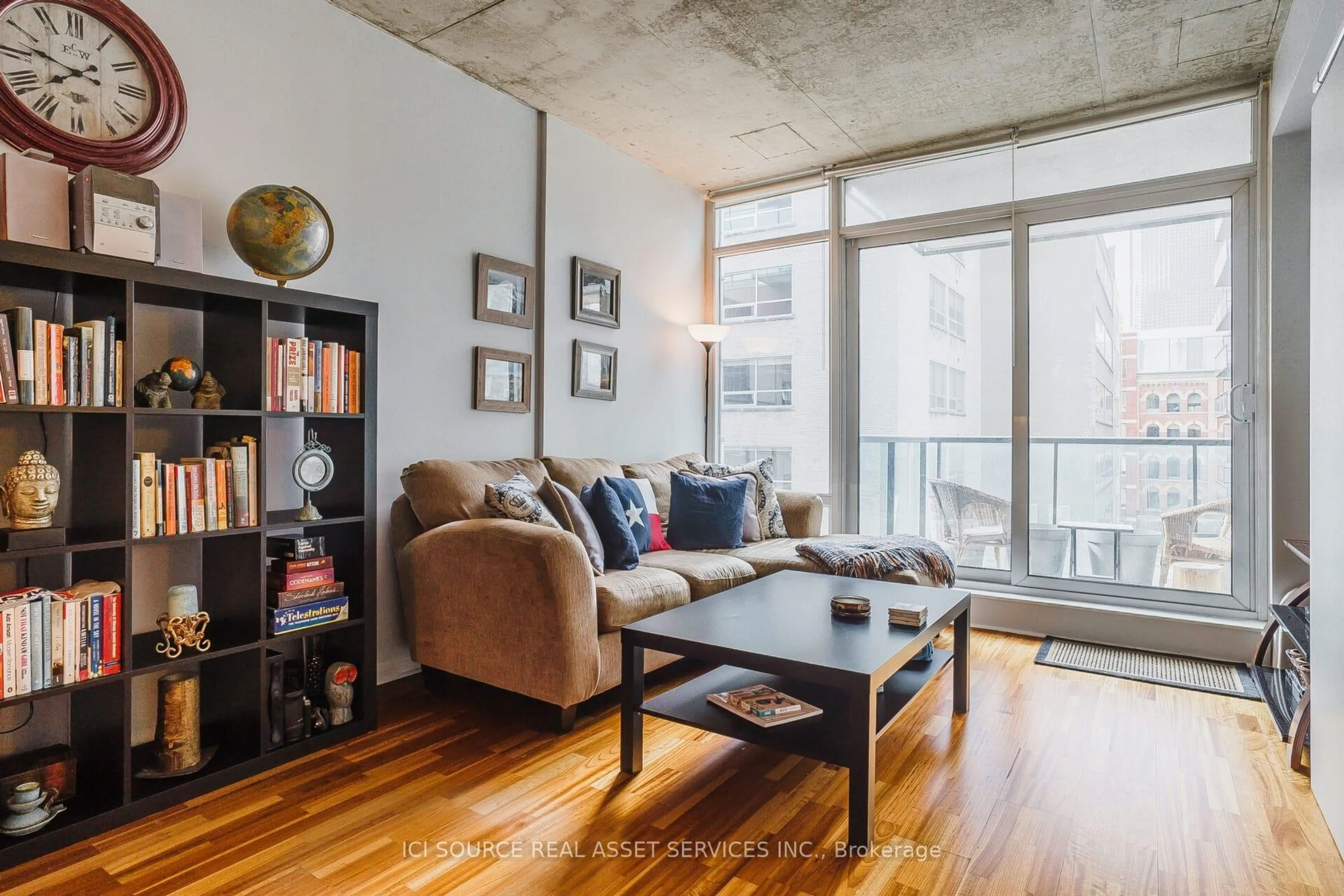 Living room with furniture, cement floor for 1165 Klondike Rd, Ottawa Ontario K2W 1C8