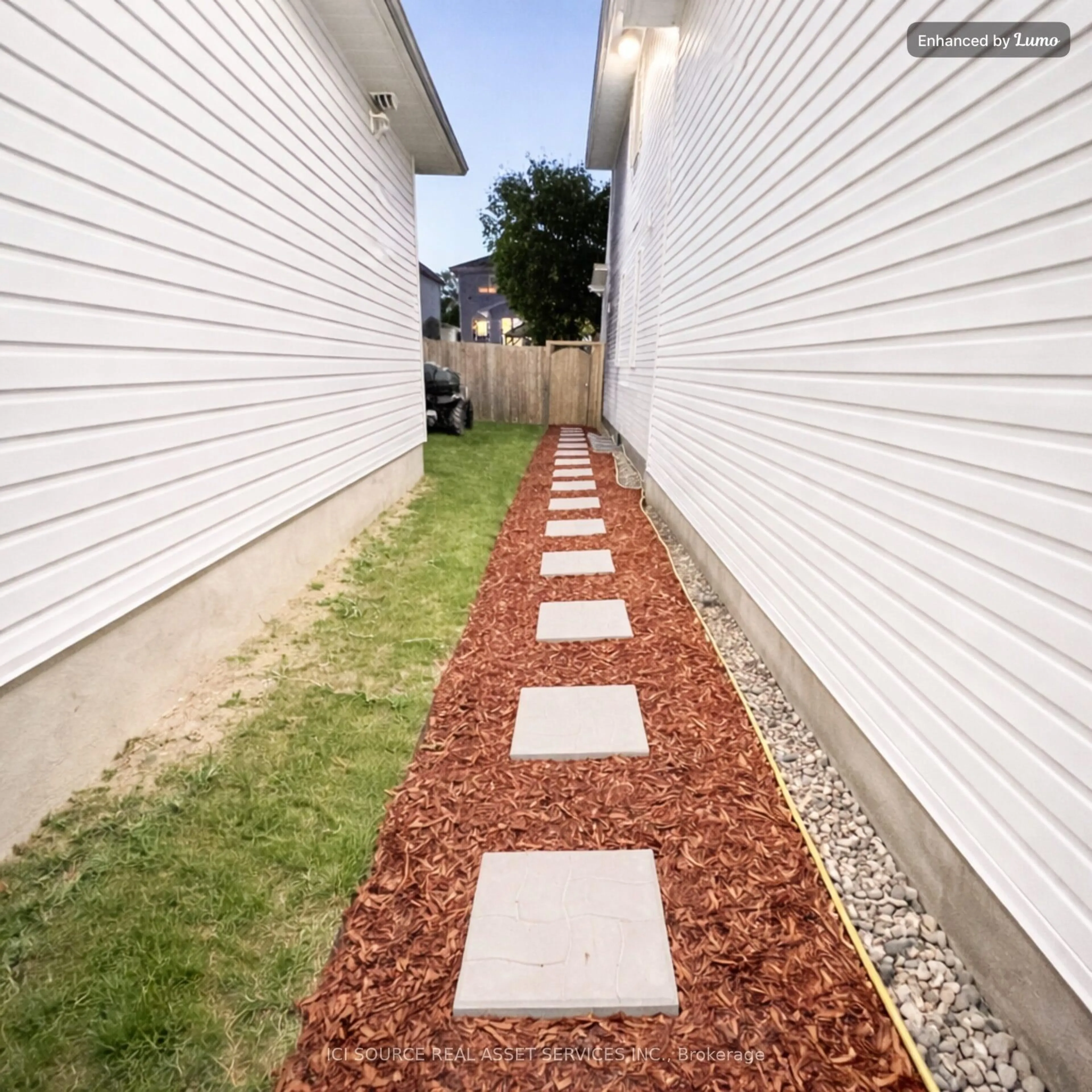 Unknown for 1165 Klondike Rd, Ottawa Ontario K2W 1C8
