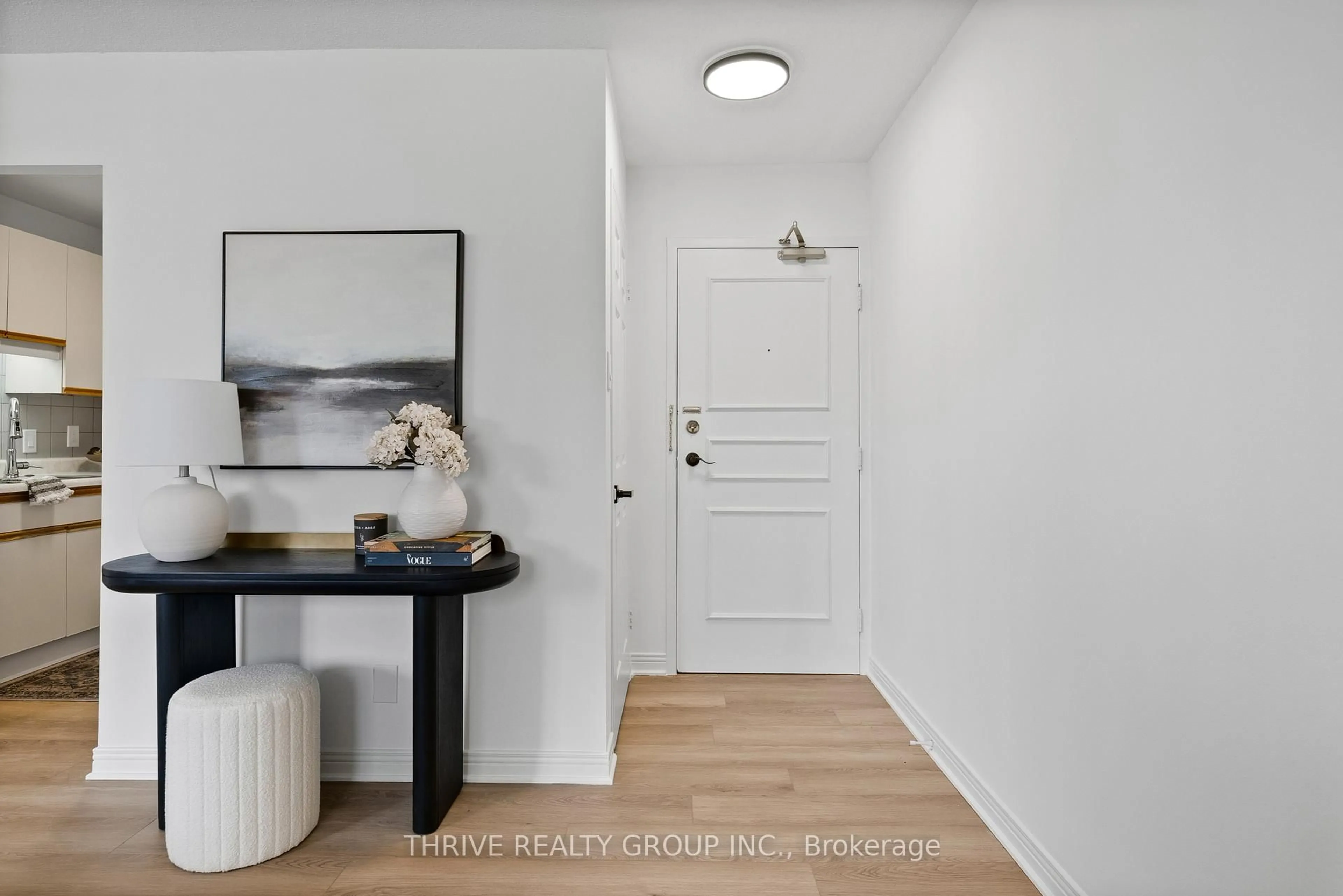 Indoor entryway for 440 Central Ave #303, London East Ontario N6B 2E5
