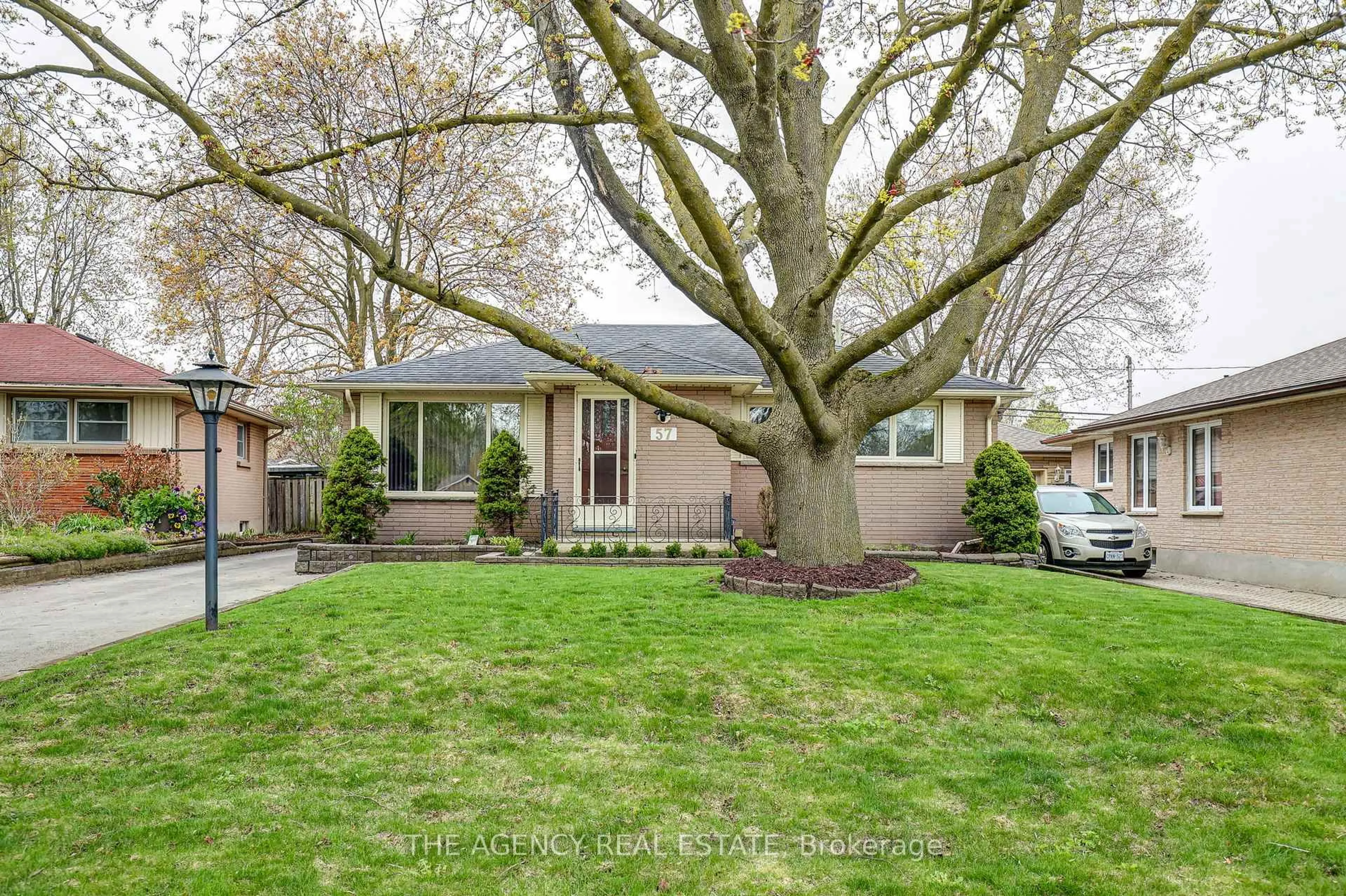 Home with vinyl exterior material, street for 57 Laurentian Dr, London East Ontario N5W 1N8