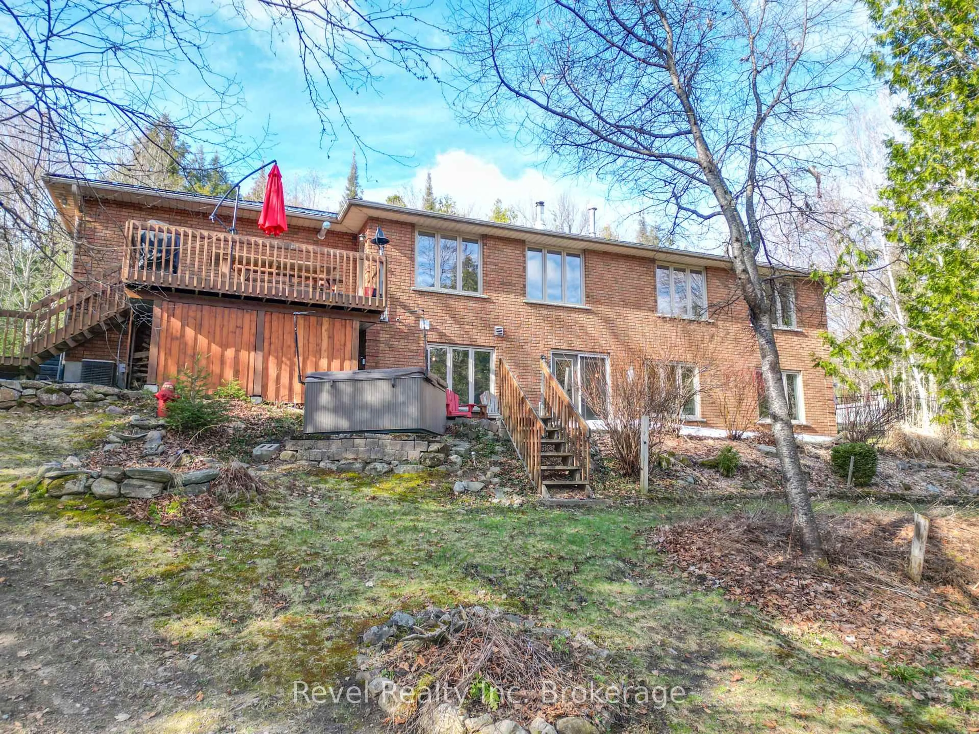 A pic from outside/outdoor area/front of a property/back of a property/a pic from drone, unknown for 170K Shorewood Rd, North Bay Ontario P1B 8G4