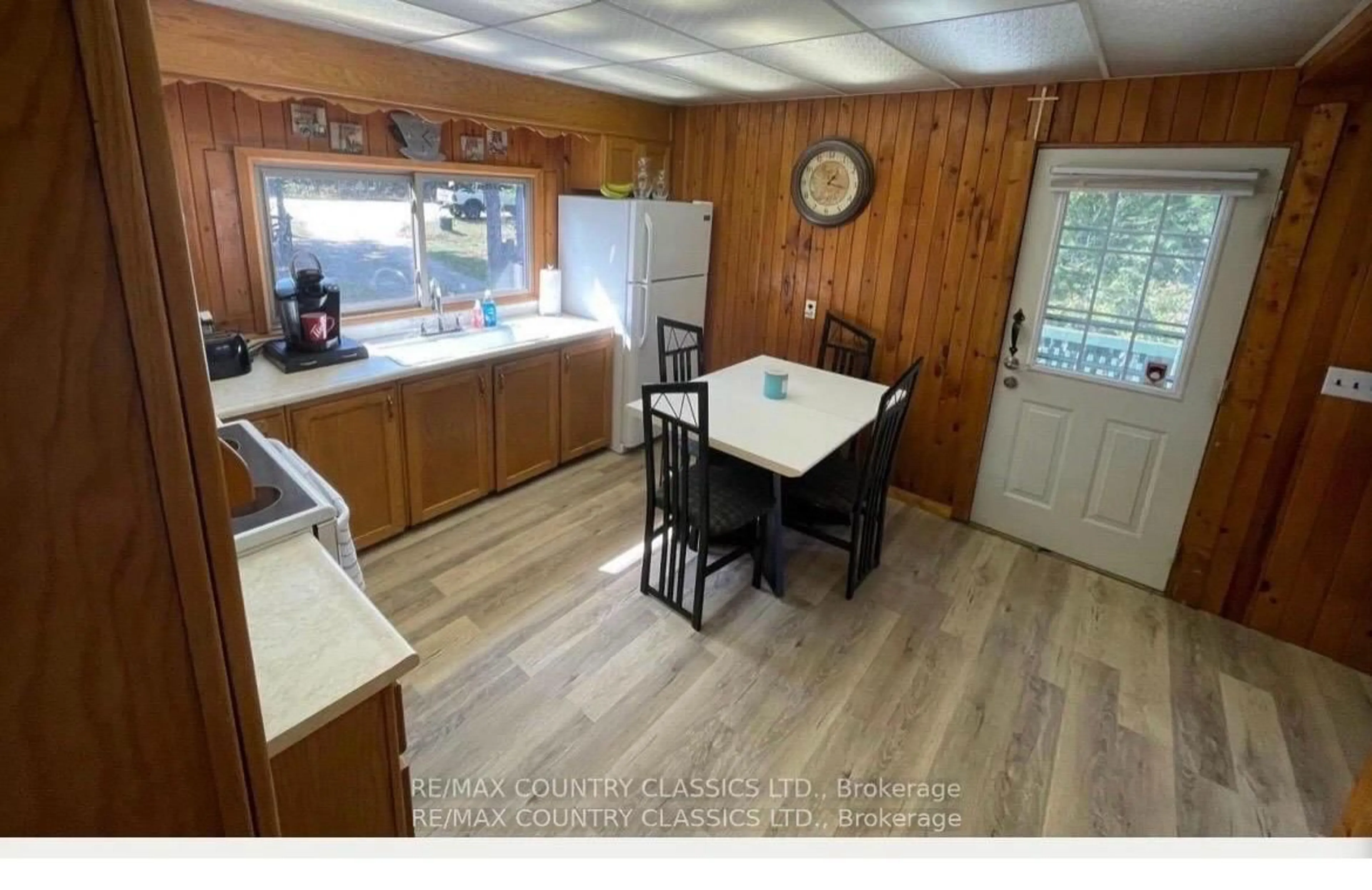Standard kitchen, unknown for 343 Glory Rd, Bancroft Ontario K0L 1C0