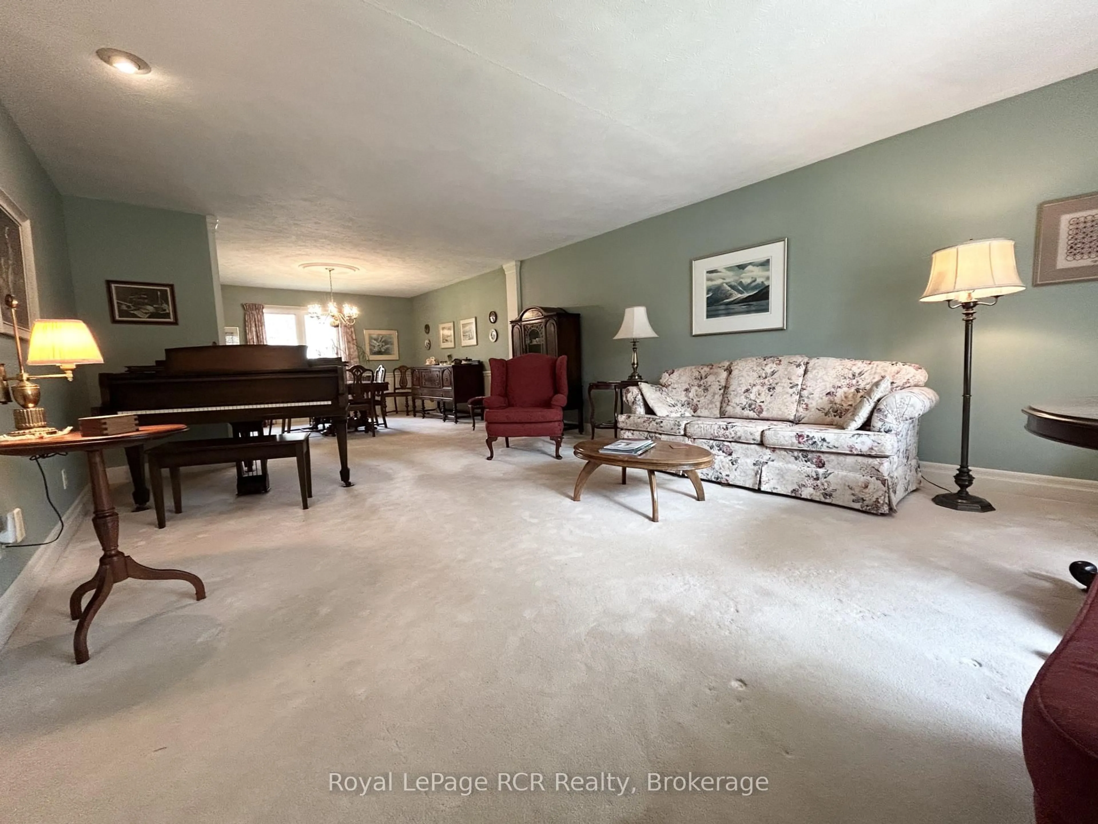 Living room with furniture, unknown for 35 5th St, Owen Sound Ontario N4K 1C4