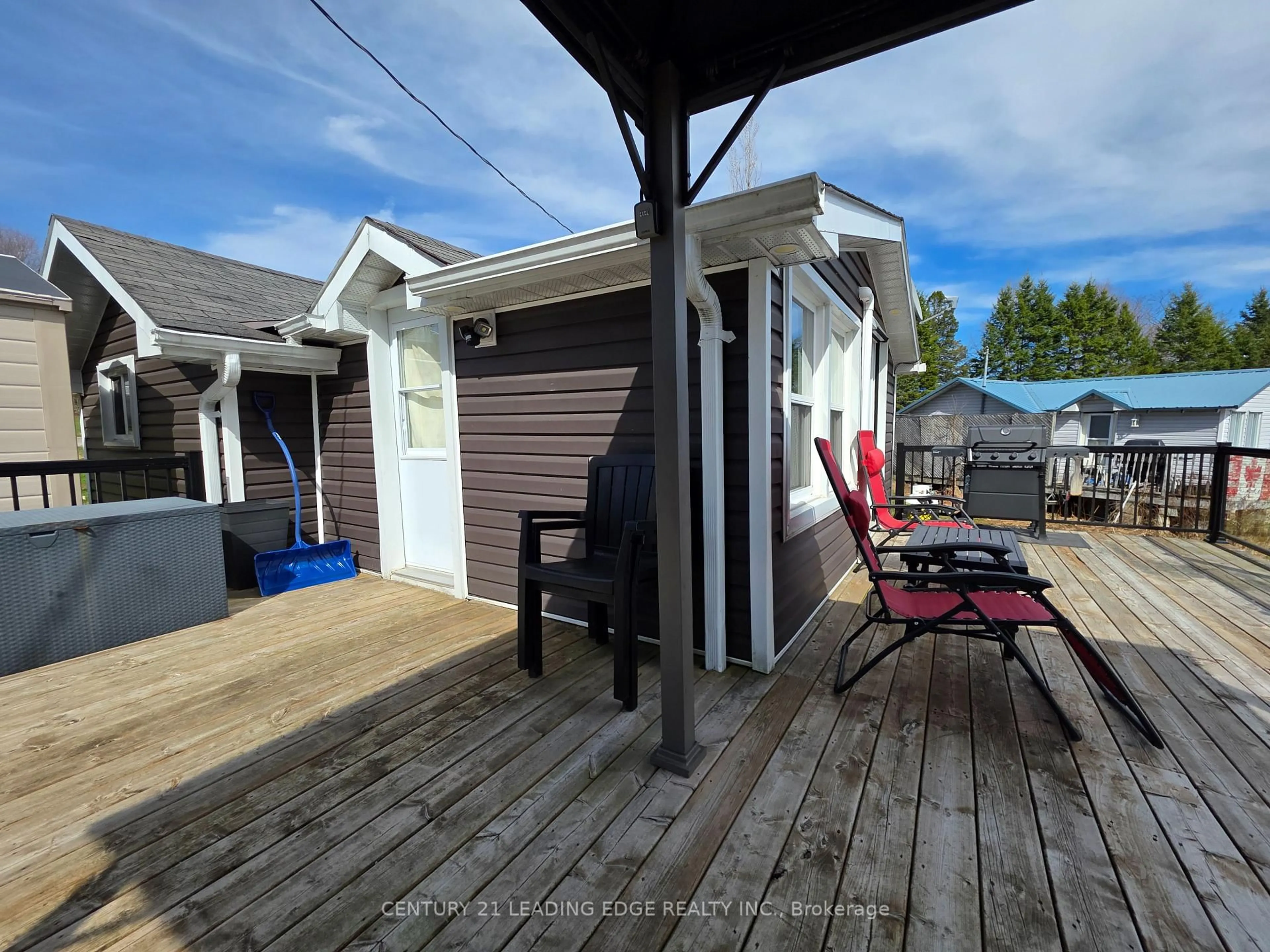 Patio, water/lake/river/ocean view for 1043 Lobo Dr #24, Minden Hills Ontario K0M 2K0