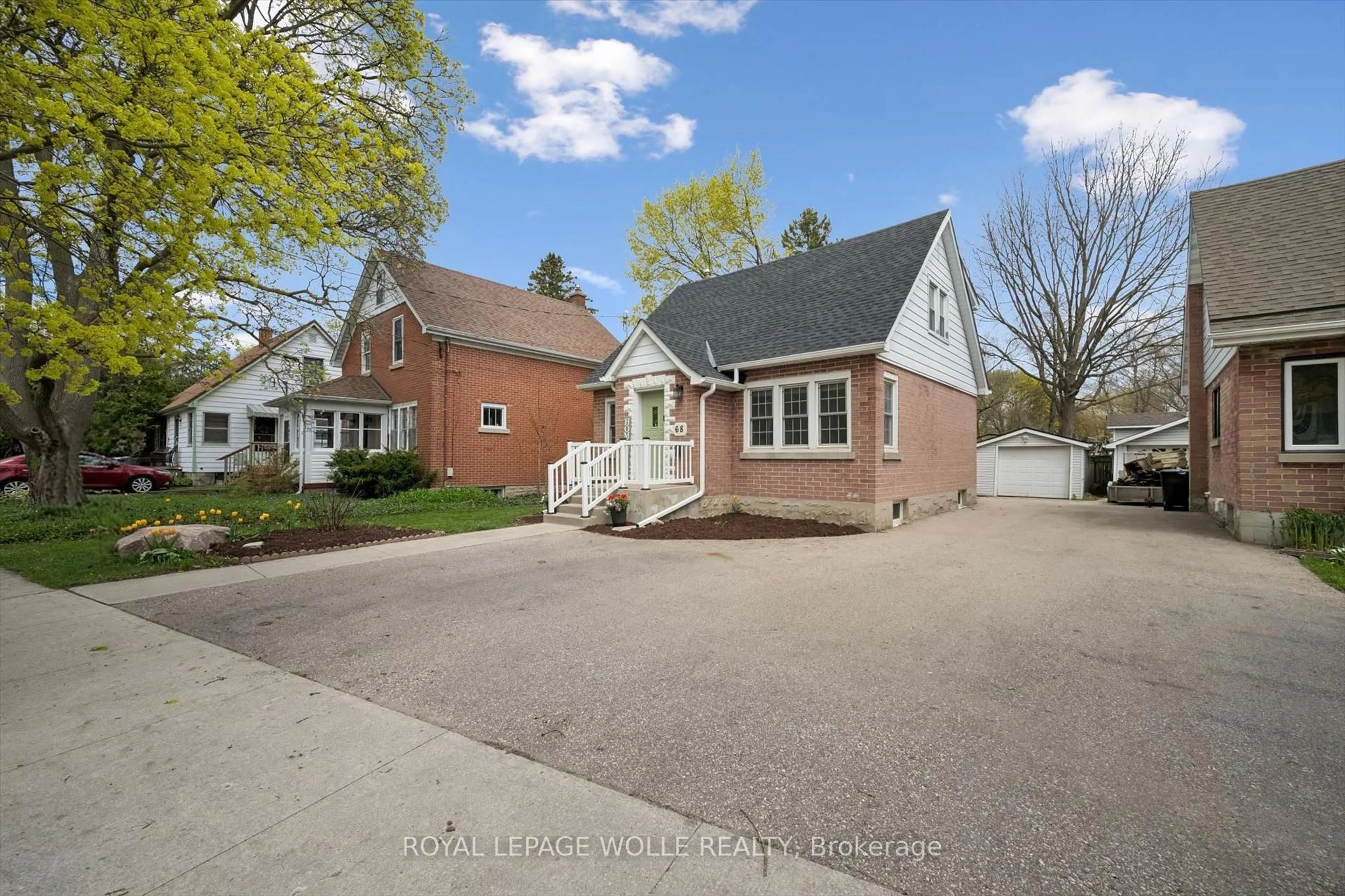 Home with brick exterior material, street for 68 Pleasant Ave, Kitchener Ontario N2M 4A4
