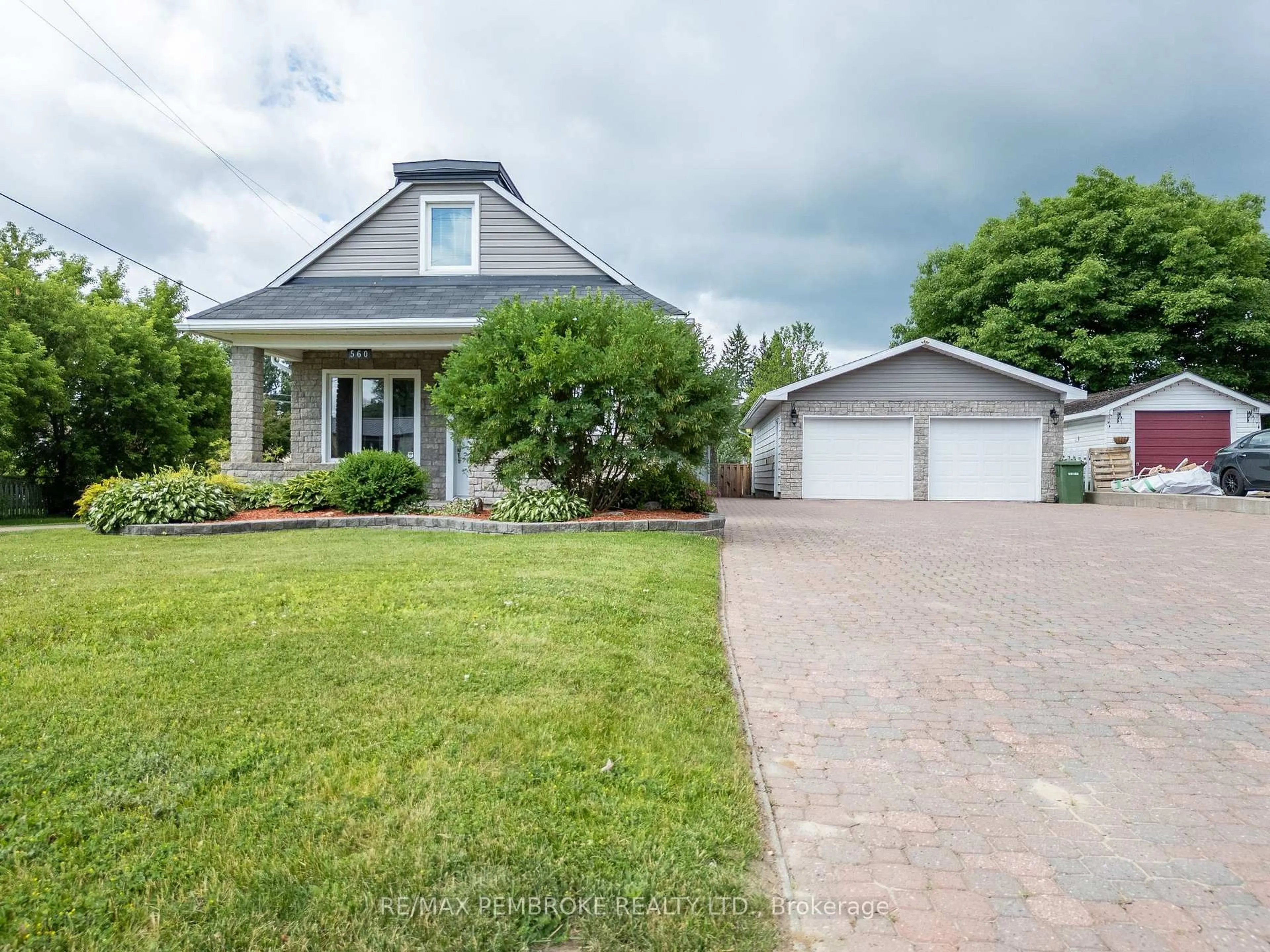 Home with brick exterior material, street for 560 Boundary Rd, Pembroke Ontario K8A 6M3